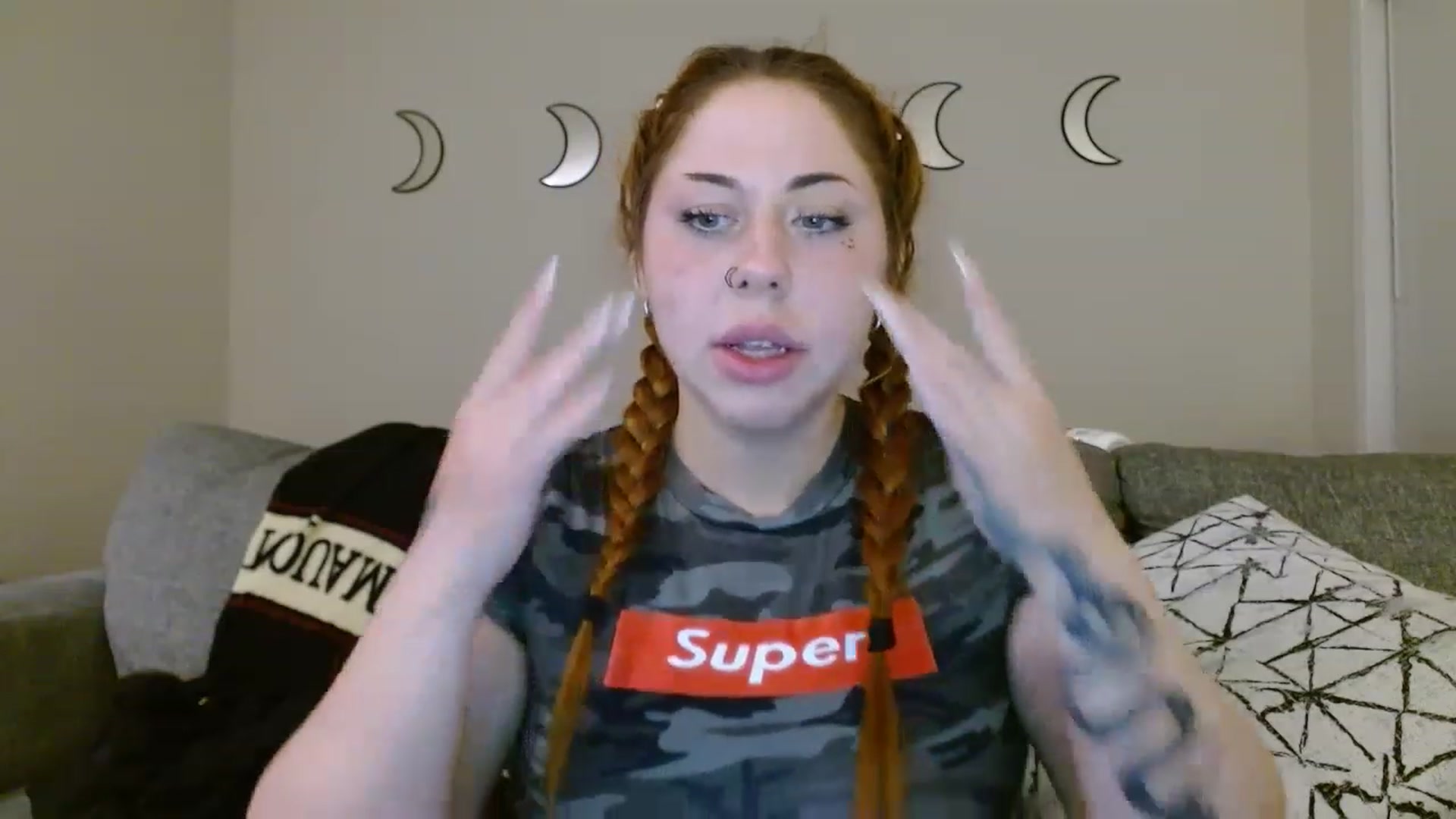 Gallery image thumbnail from Scarthornee's myfreecams stream on, 03/16/2023, 02:40 image 18 of 20