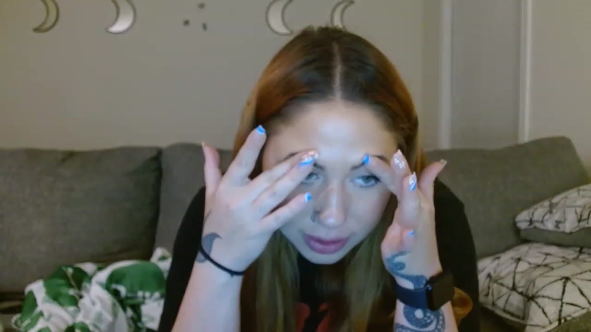 Gallery image thumbnail from Scarthornee's myfreecams stream on, 03/26/2023, 24:36 image 3 of 20