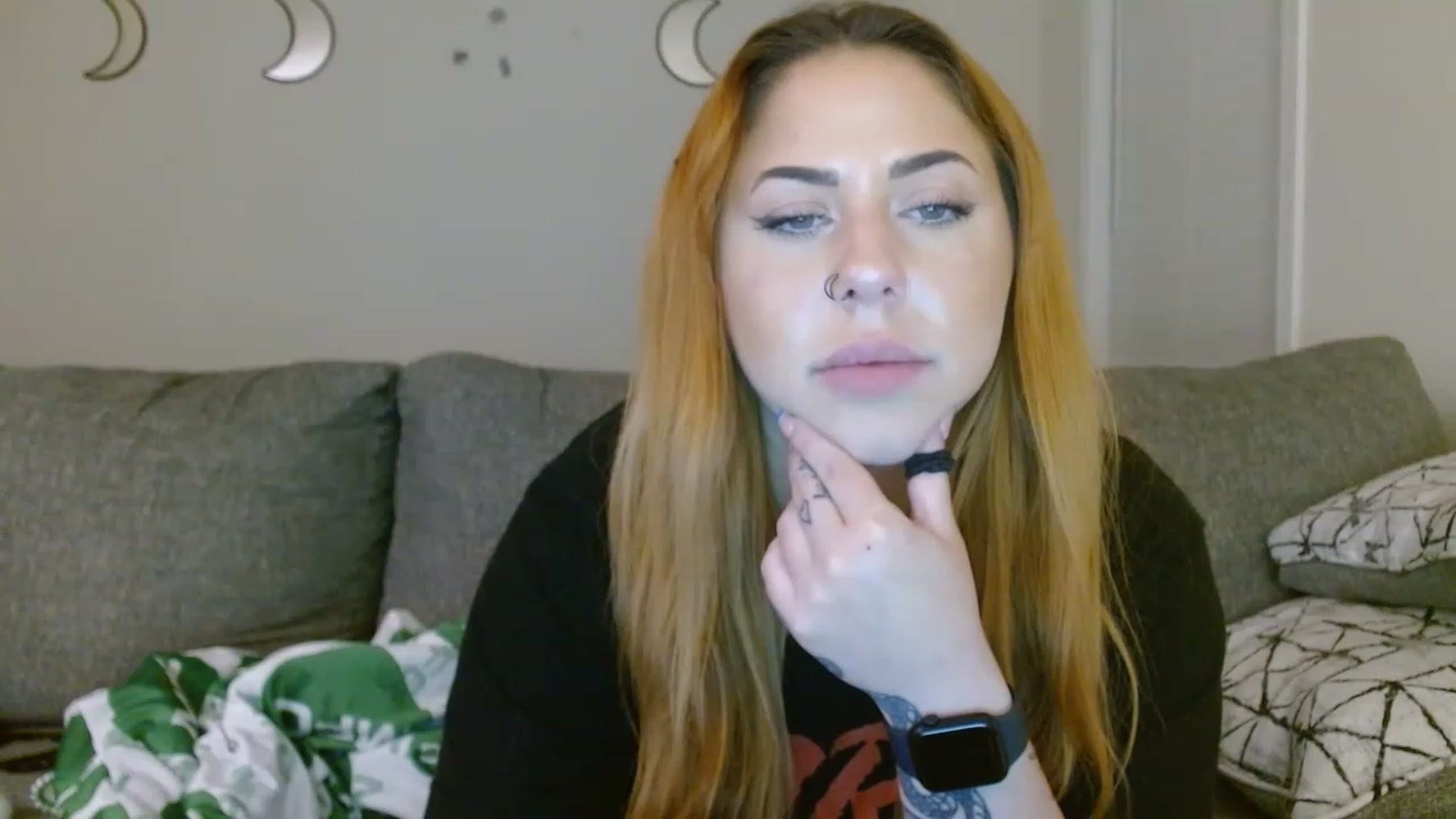 Gallery image thumbnail from Scarthornee's myfreecams stream on, 03/26/2023, 24:36 image 16 of 20