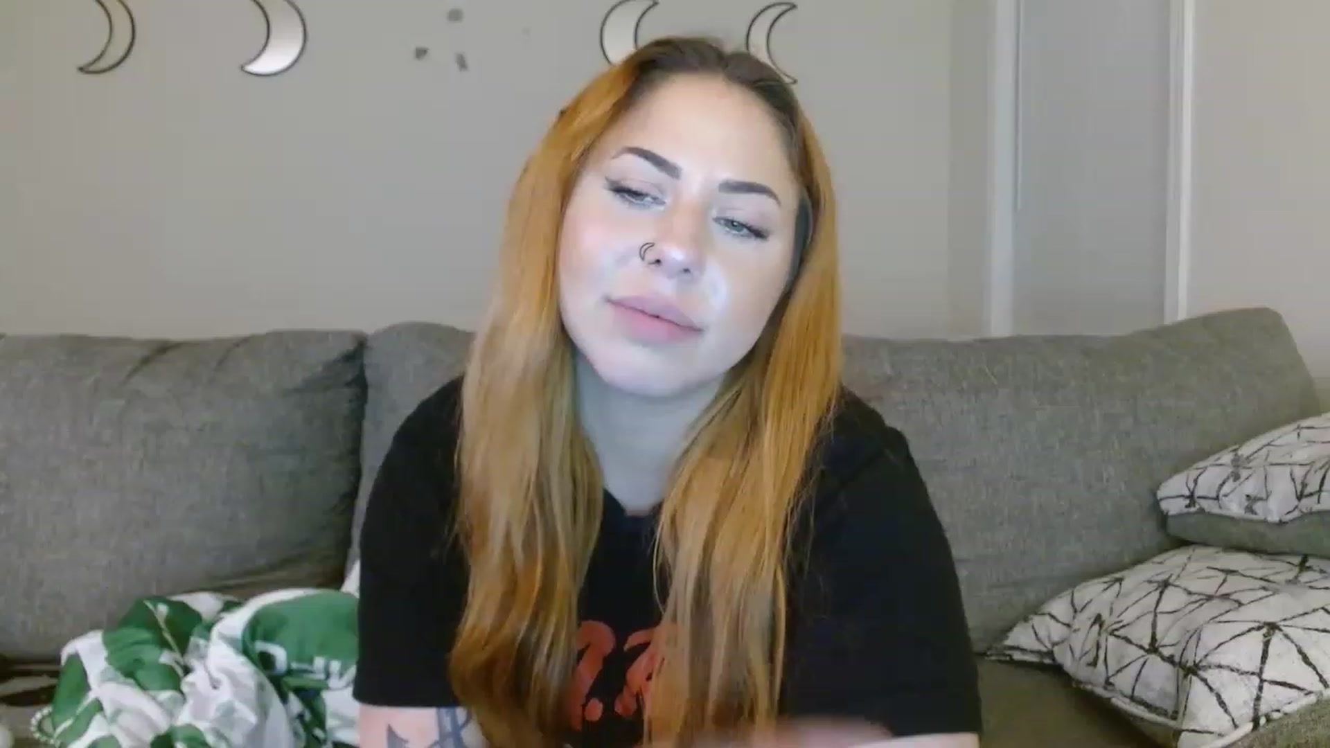 Gallery image thumbnail from Scarthornee's myfreecams stream on, 03/26/2023, 24:36 image 14 of 20