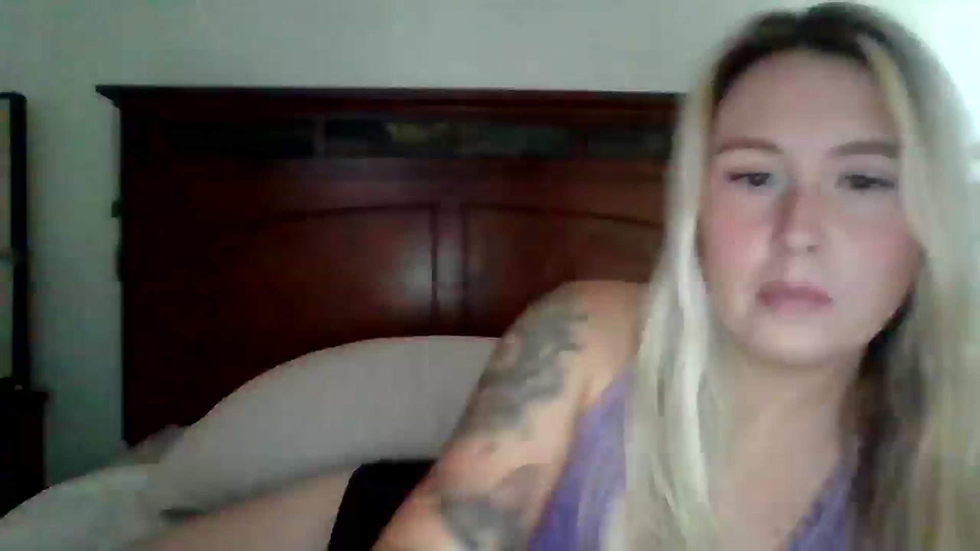 Gallery image thumbnail from Scartlett555's myfreecams stream on, 06/22/2025, 19:20 image 13 of 20