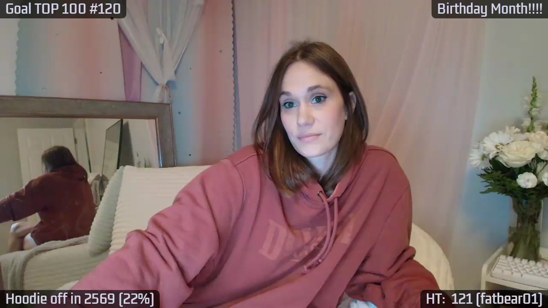 Gallery image thumbnail from Schatze_Blake's myfreecams stream on, 09/16/2026, 13:05 image 12 of 20