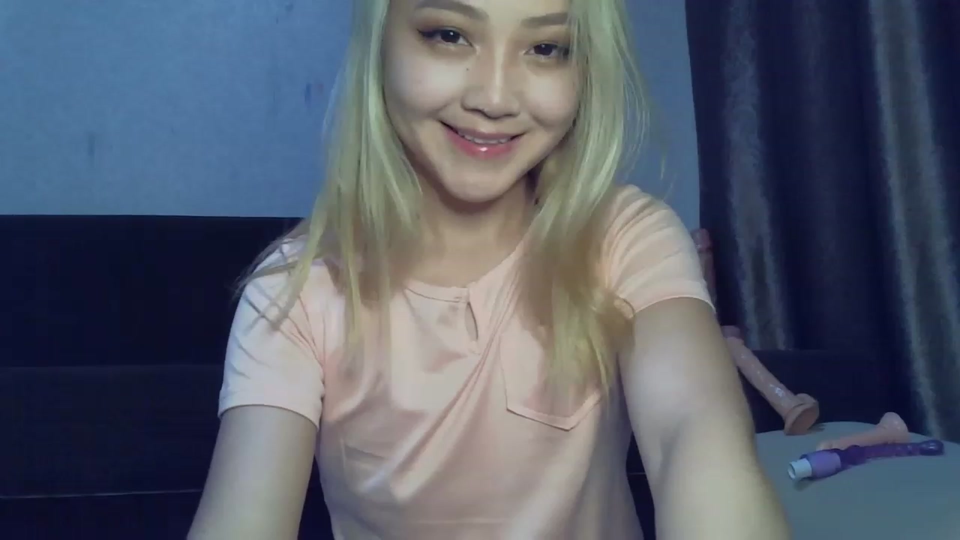 Gallery image thumbnail from SchoolBaby_69's myfreecams stream on, 07/17/2023, 15:10 image 7 of 20