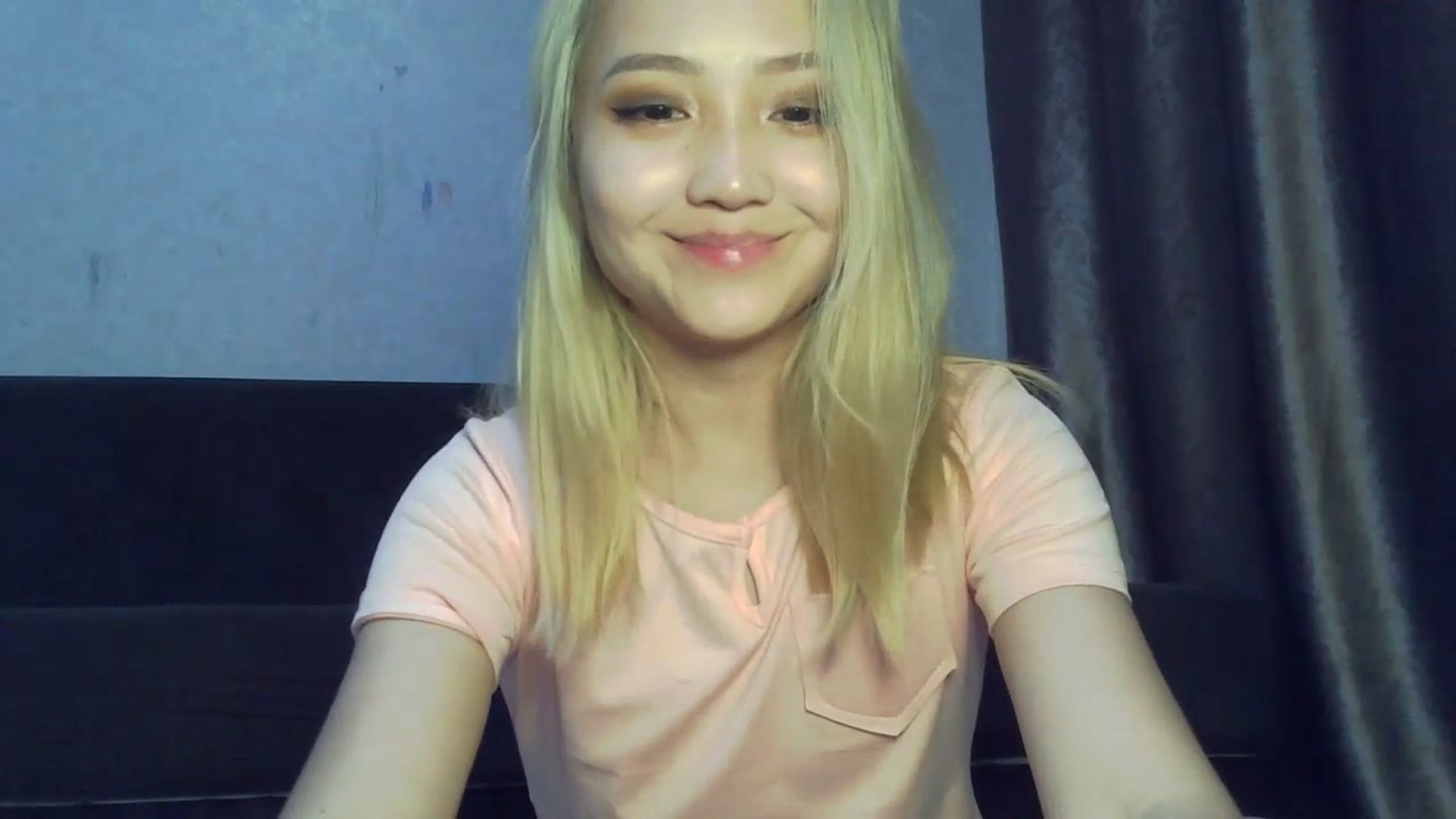 Gallery image thumbnail from SchoolBaby_69's myfreecams stream on, 07/17/2023, 17:08 image 13 of 20
