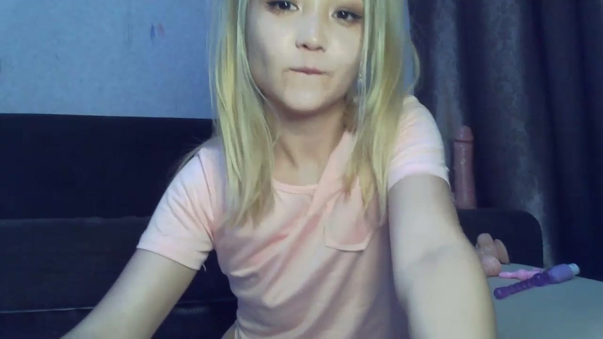 Gallery image thumbnail from SchoolBaby_69's myfreecams stream on, 07/18/2023, 13:14 image 5 of 20