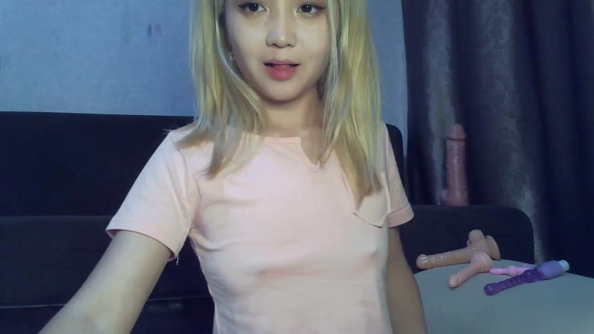 Gallery image thumbnail from SchoolBaby_69's myfreecams stream on, 07/18/2023, 13:14 image 3 of 20