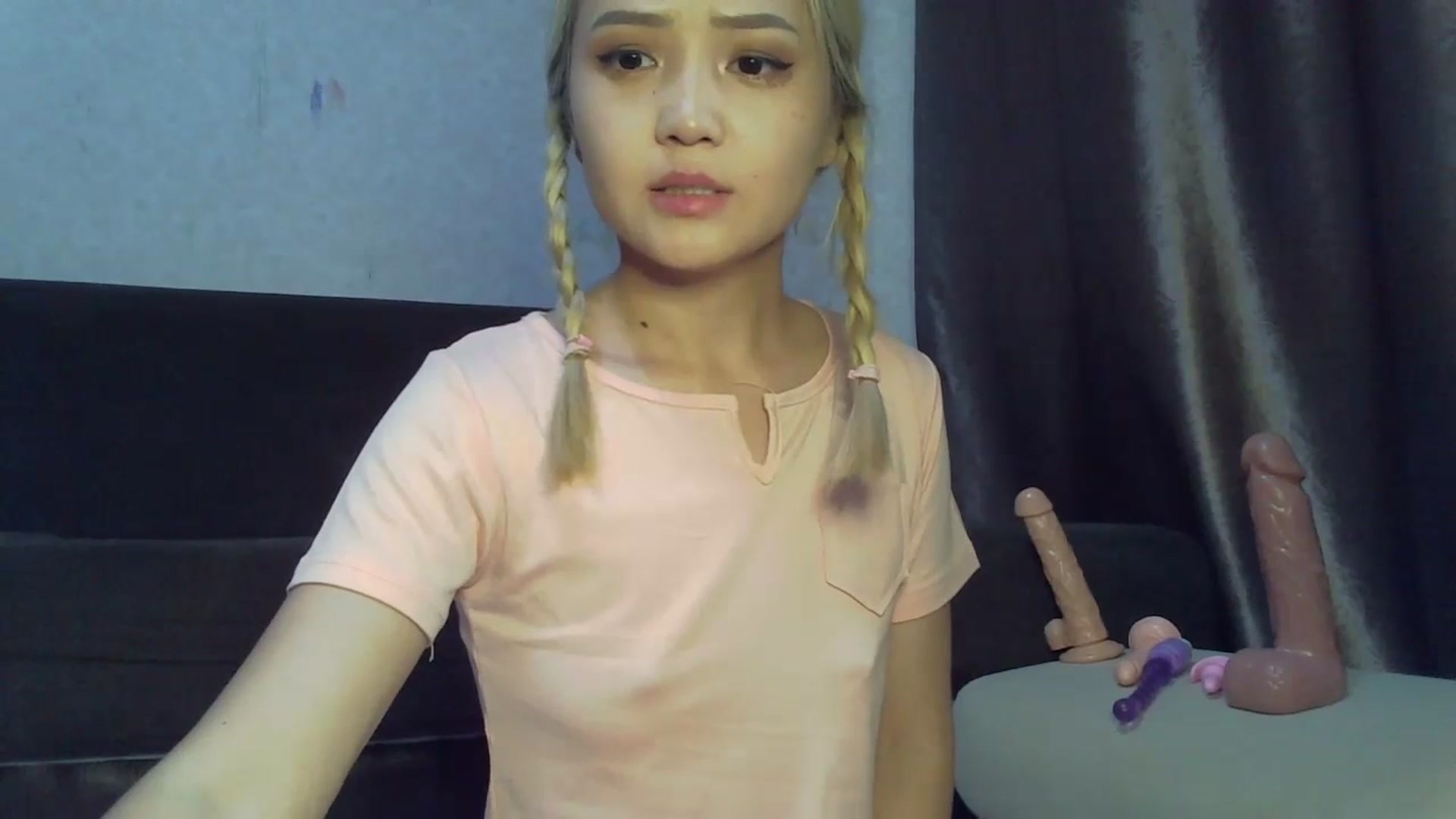 Gallery image thumbnail from SchoolBaby_69's myfreecams stream on, 07/19/2023, 09:14 image 10 of 20