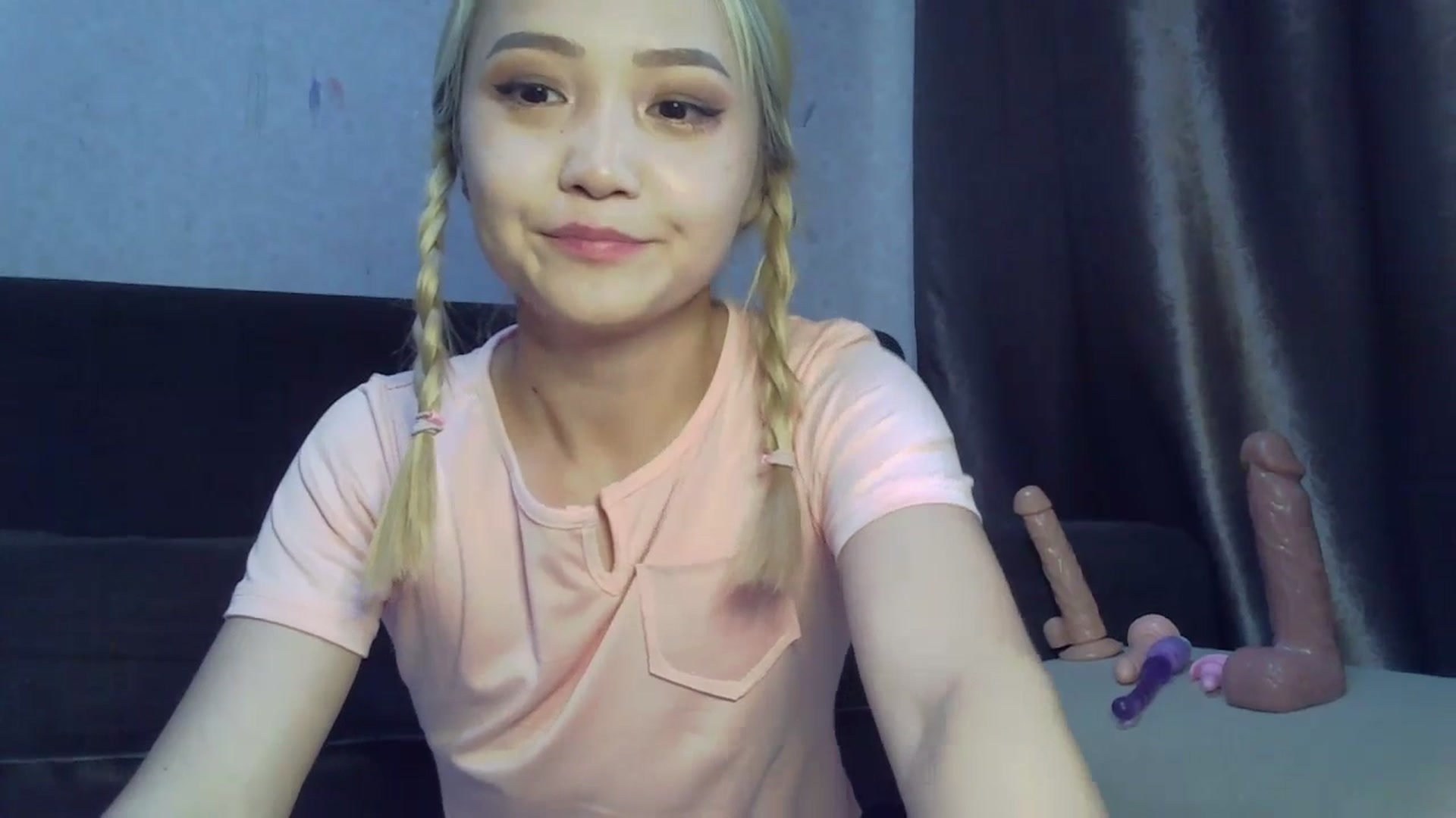 Gallery image thumbnail from SchoolBaby_69's myfreecams stream on, 07/19/2023, 09:14 image 11 of 20
