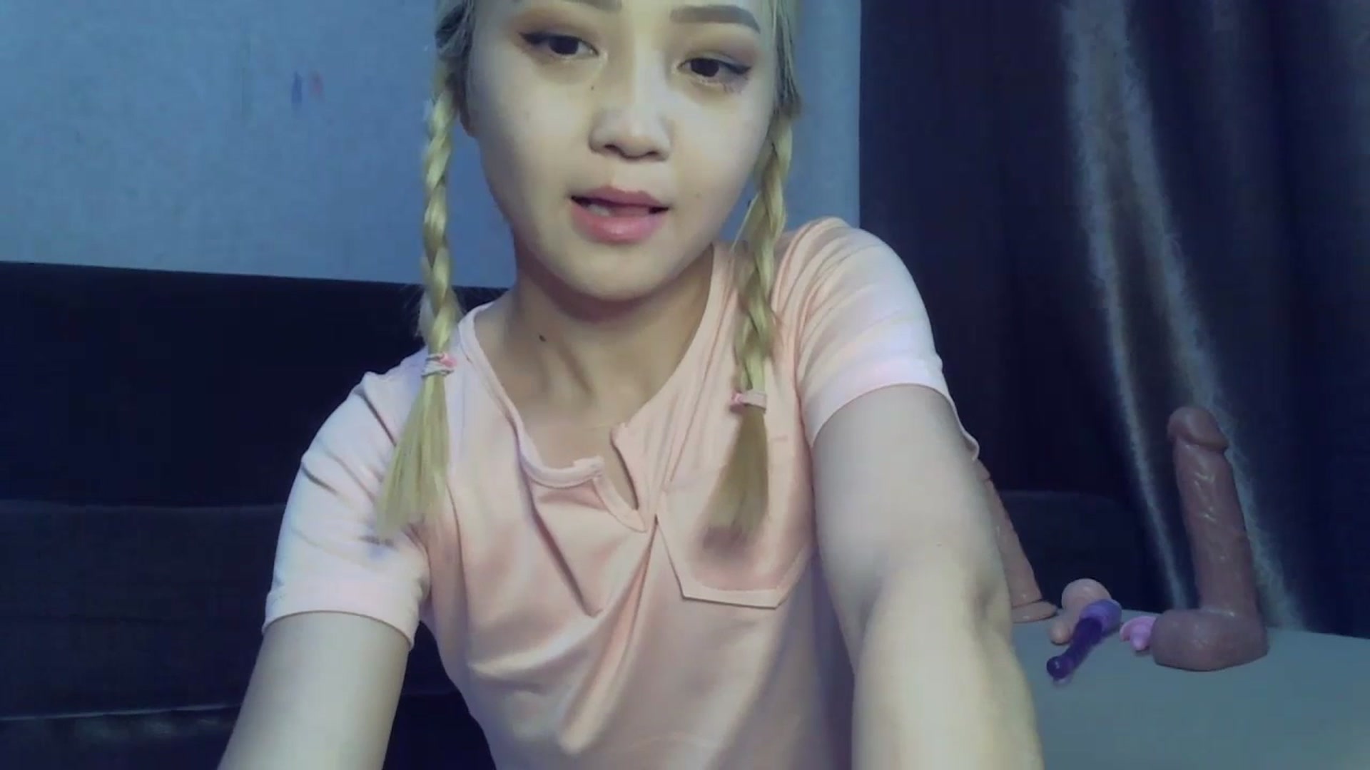 Gallery image thumbnail from SchoolBaby_69's myfreecams stream on, 07/19/2023, 09:14 image 12 of 20