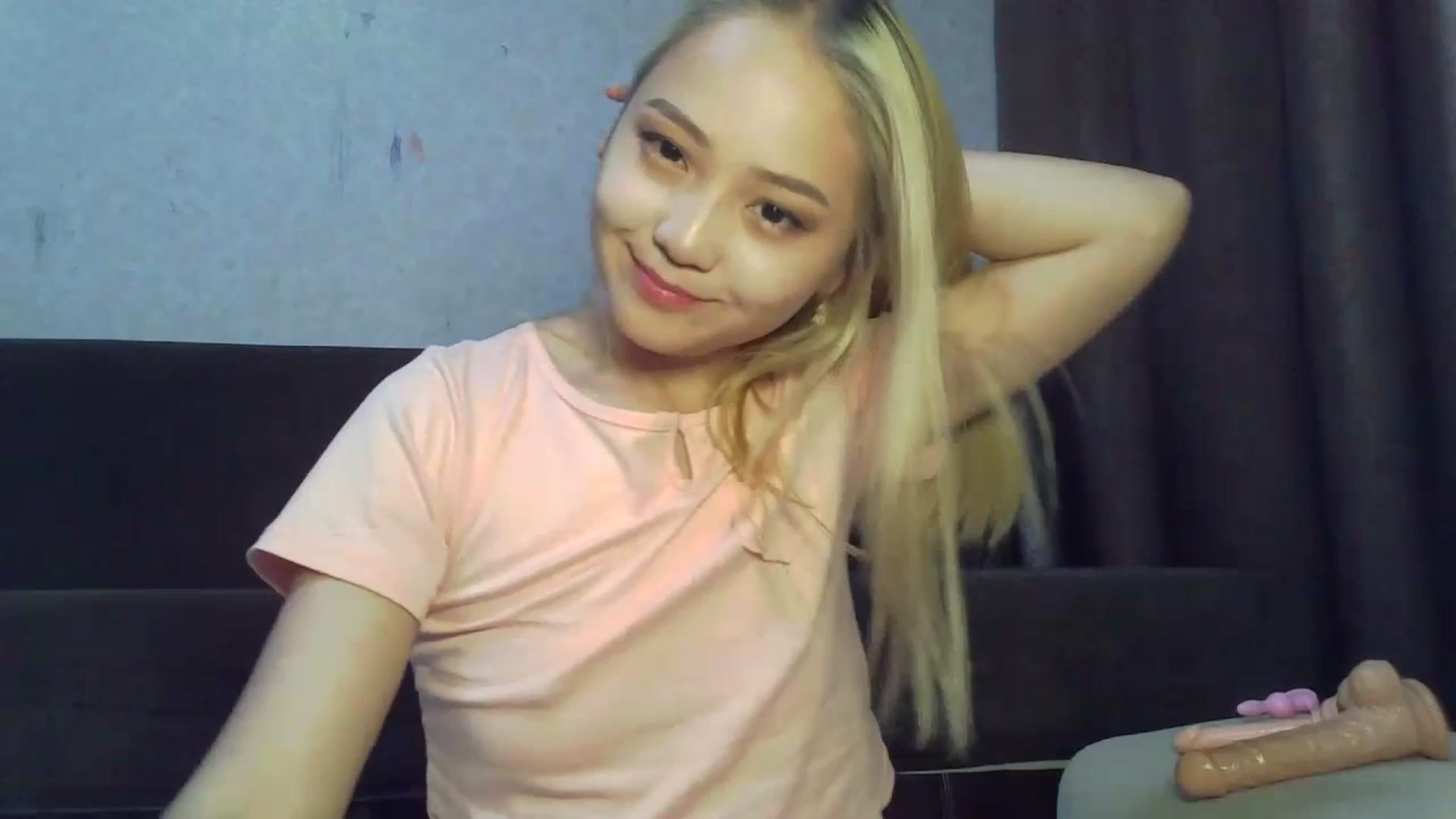 Gallery image thumbnail from SchoolBaby_69's myfreecams stream on, 07/19/2023, 17:21 image 15 of 20