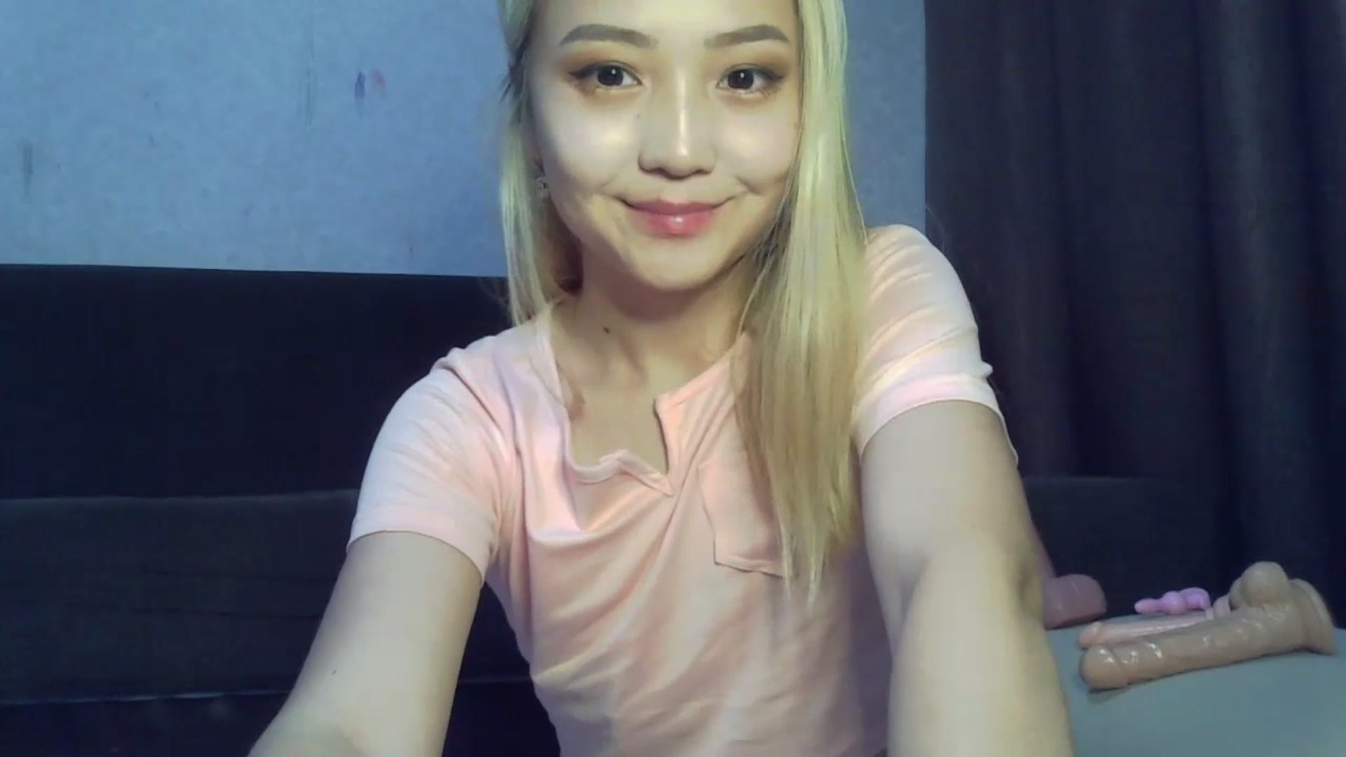 Gallery image thumbnail from SchoolBaby_69's myfreecams stream on, 07/19/2023, 17:21 image 13 of 20