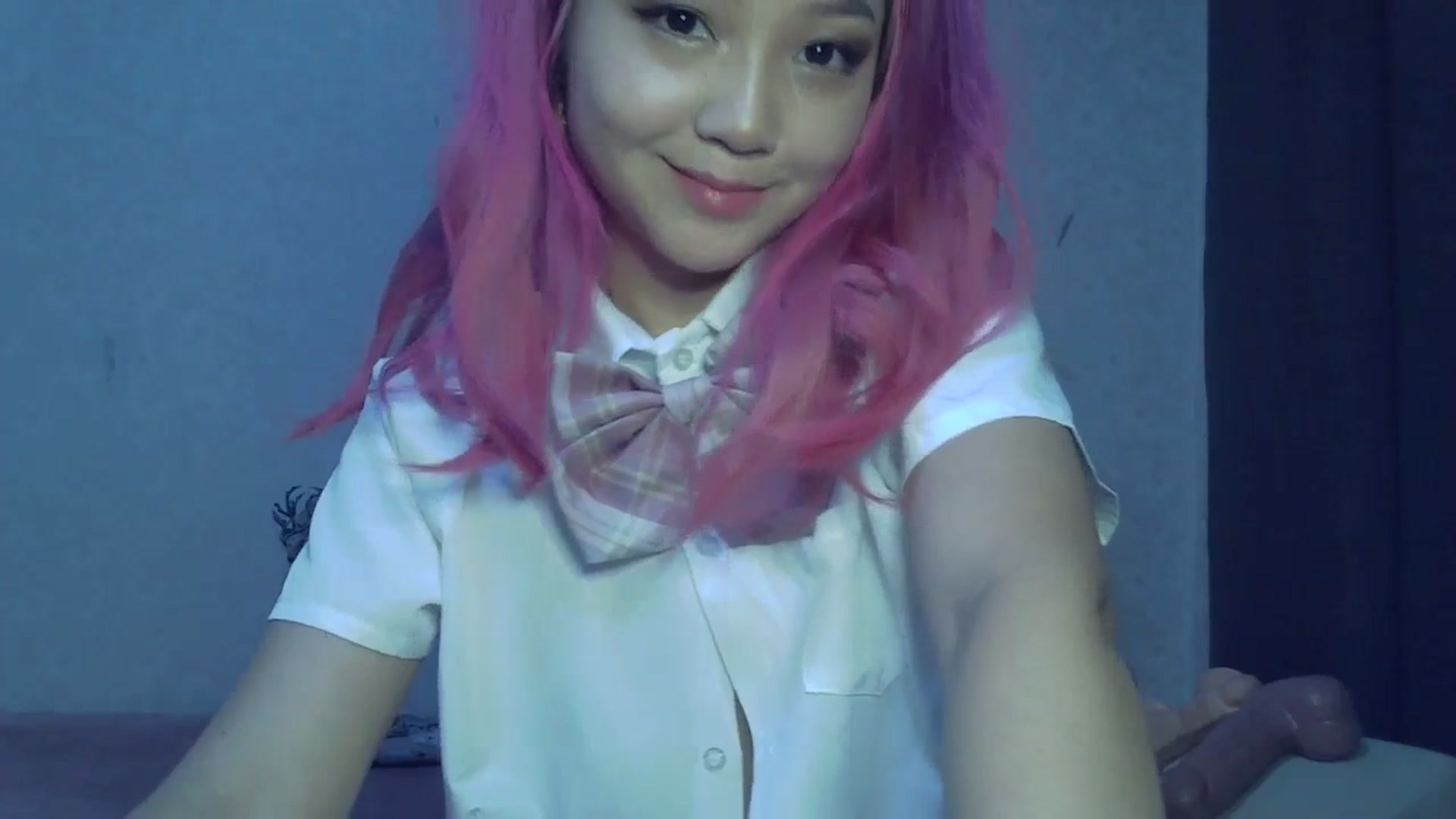 Gallery image thumbnail from SchoolBby's myfreecams stream on, 10/07/2023, 10:16 image 8 of 20