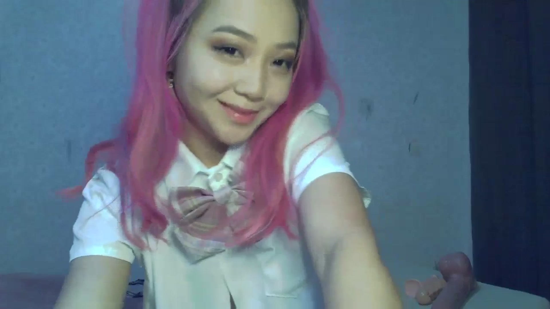 Gallery image thumbnail from SchoolBby's myfreecams stream on, 10/07/2023, 10:16 image 3 of 20