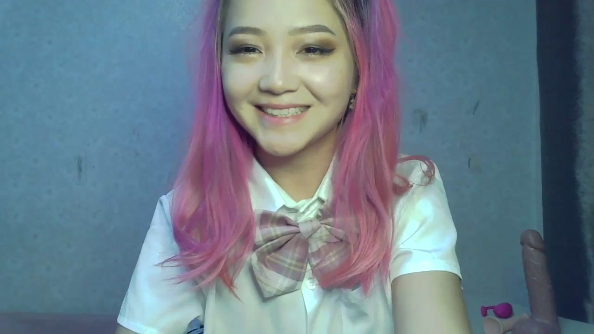 Gallery image thumbnail from SchoolBby's myfreecams stream on, 10/07/2023, 10:34 image 6 of 20