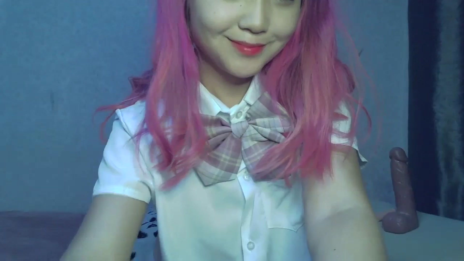 Gallery image thumbnail from SchoolBby's myfreecams stream on, 10/07/2023, 11:27 image 4 of 20