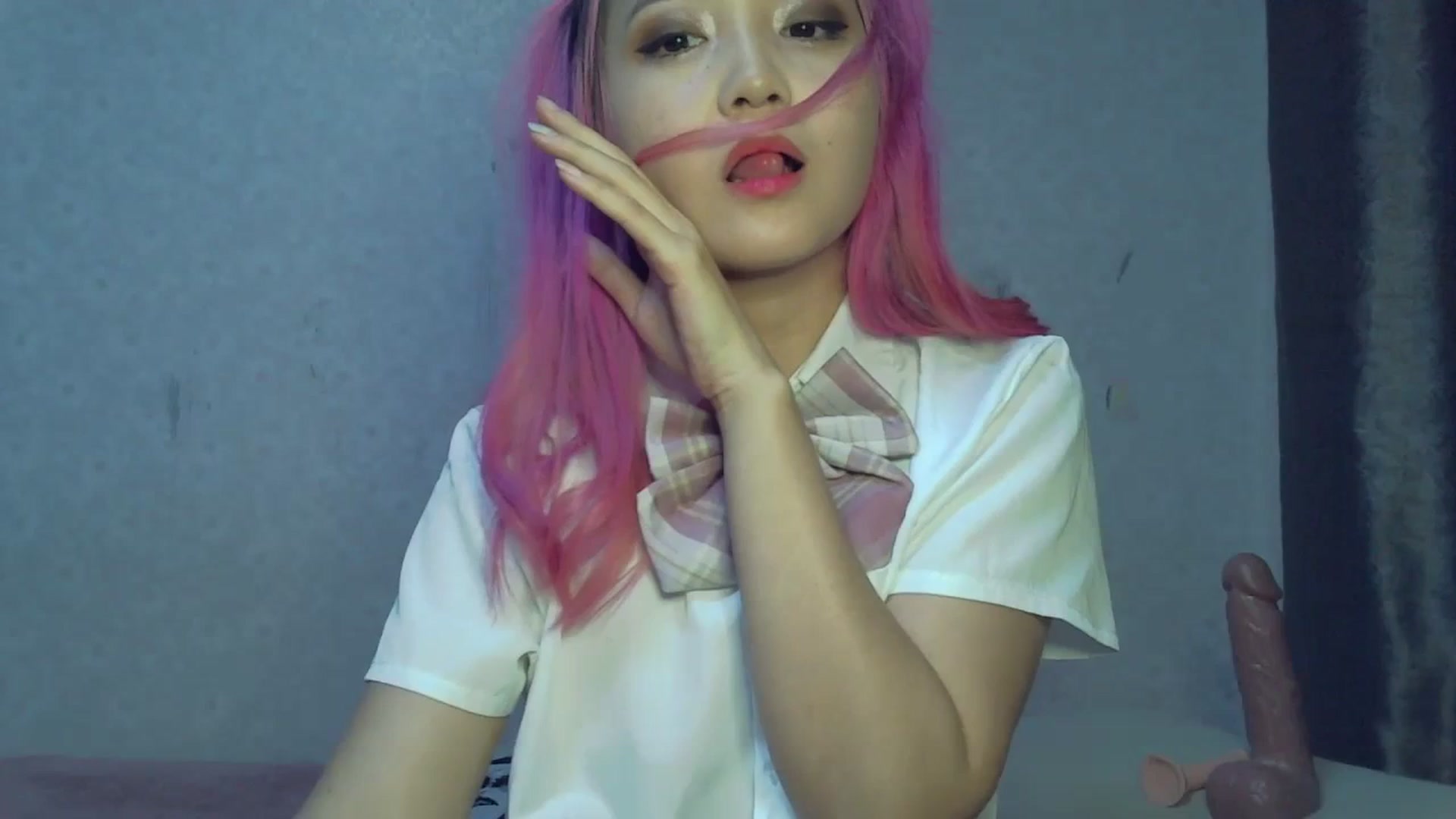 Gallery image thumbnail from SchoolBby's myfreecams stream on, 10/07/2023, 11:27 image 5 of 20