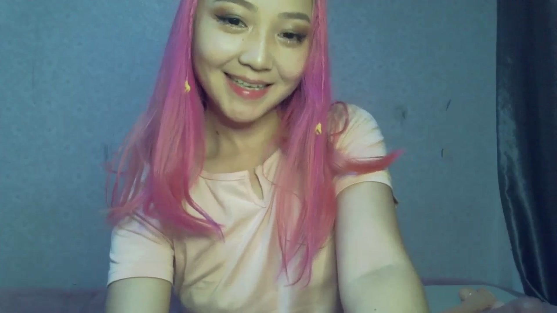 Gallery image thumbnail from SchoolBby's myfreecams stream on, 10/08/2023, 11:04 image 10 of 20
