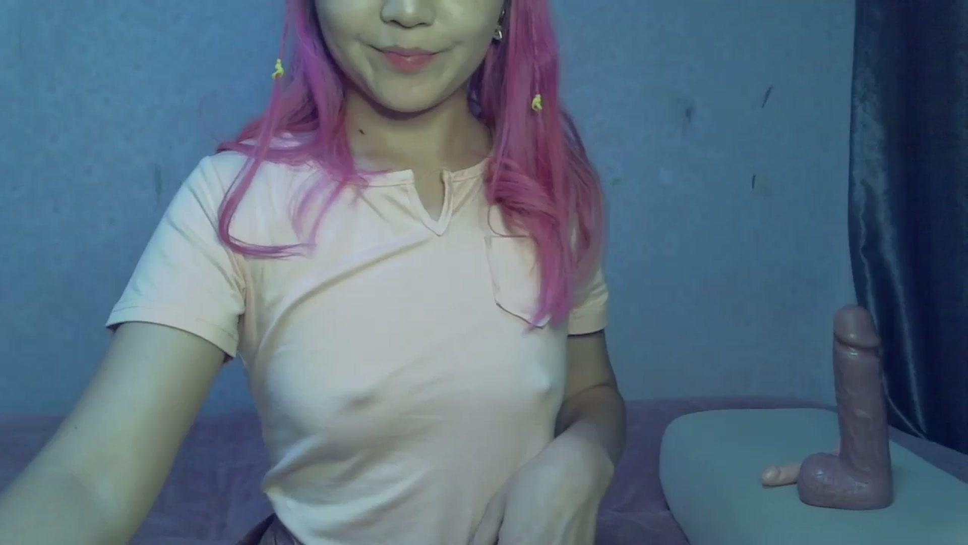 Gallery image thumbnail from SchoolBby's myfreecams stream on, 10/08/2023, 11:04 image 8 of 20