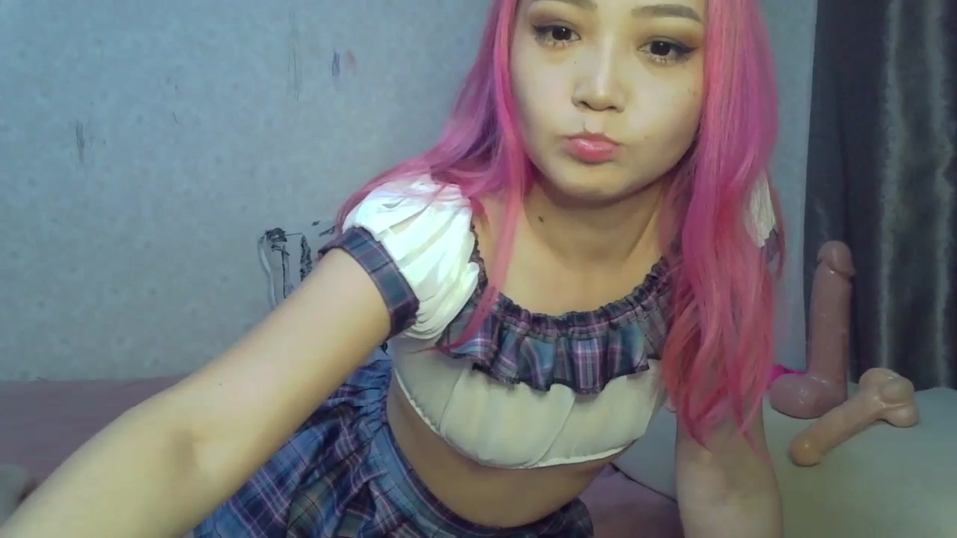 Gallery image thumbnail from SchoolBby's myfreecams stream on, 10/16/2023, 08:21 image 17 of 20