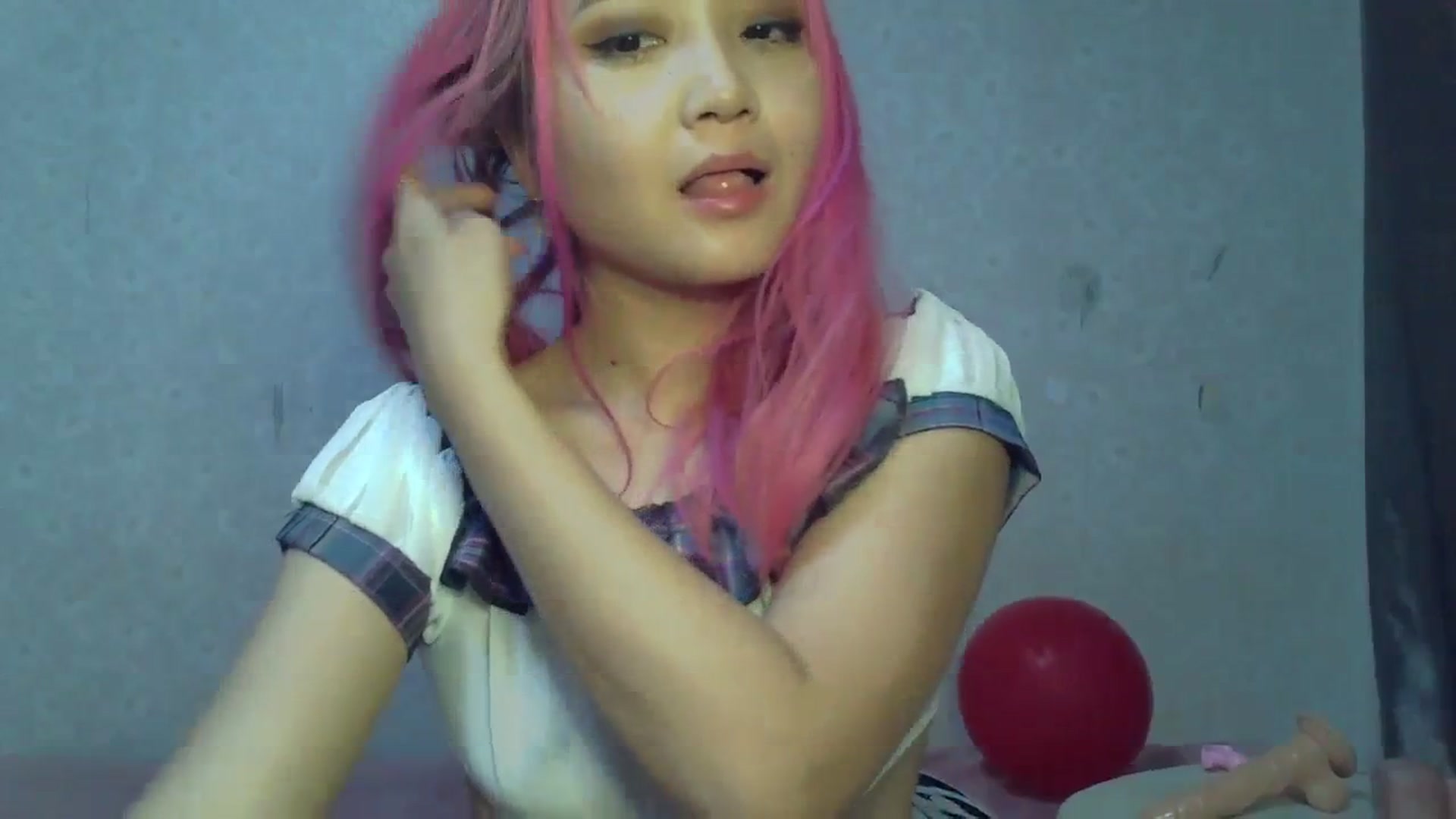 Gallery image thumbnail from SchoolBby's myfreecams stream on, 10/16/2023, 11:03 image 11 of 20