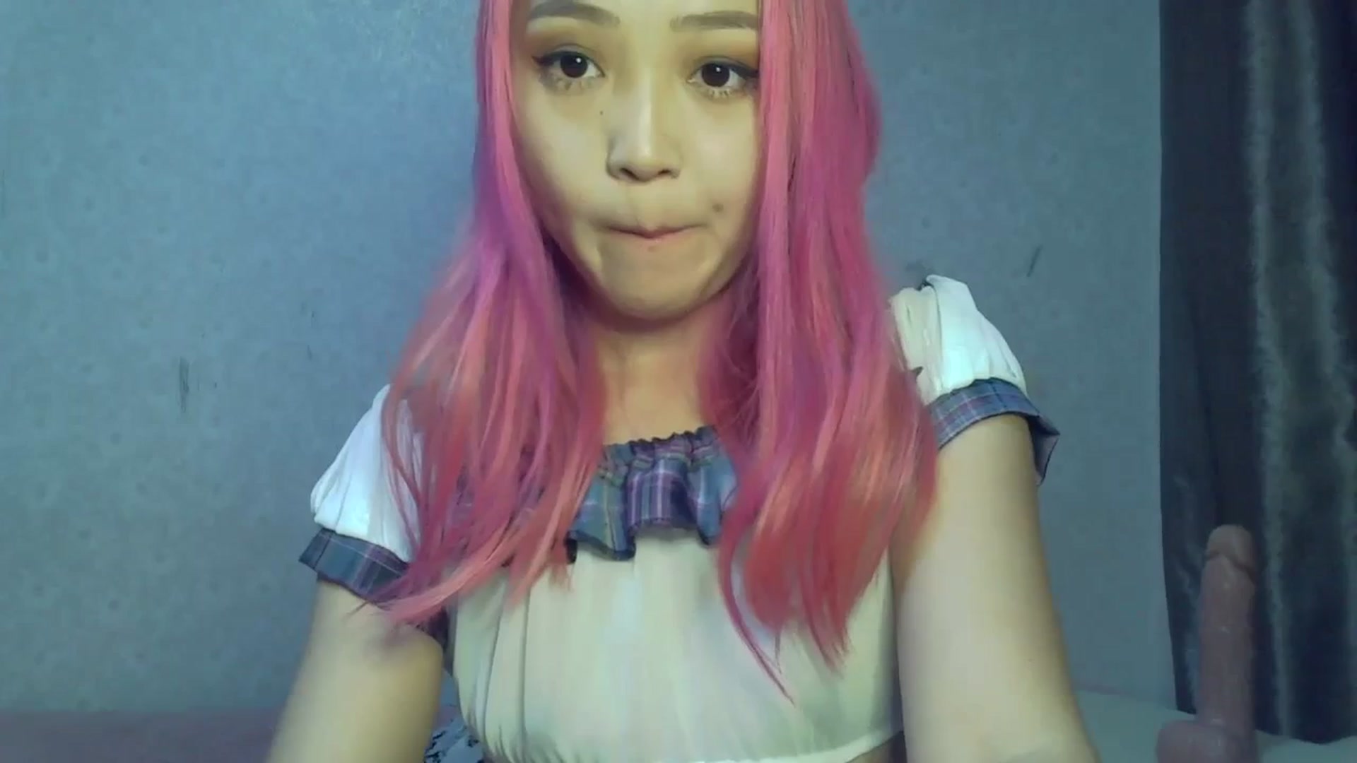 Gallery image thumbnail from SchoolBby's myfreecams stream on, 10/16/2023, 11:03 image 19 of 20