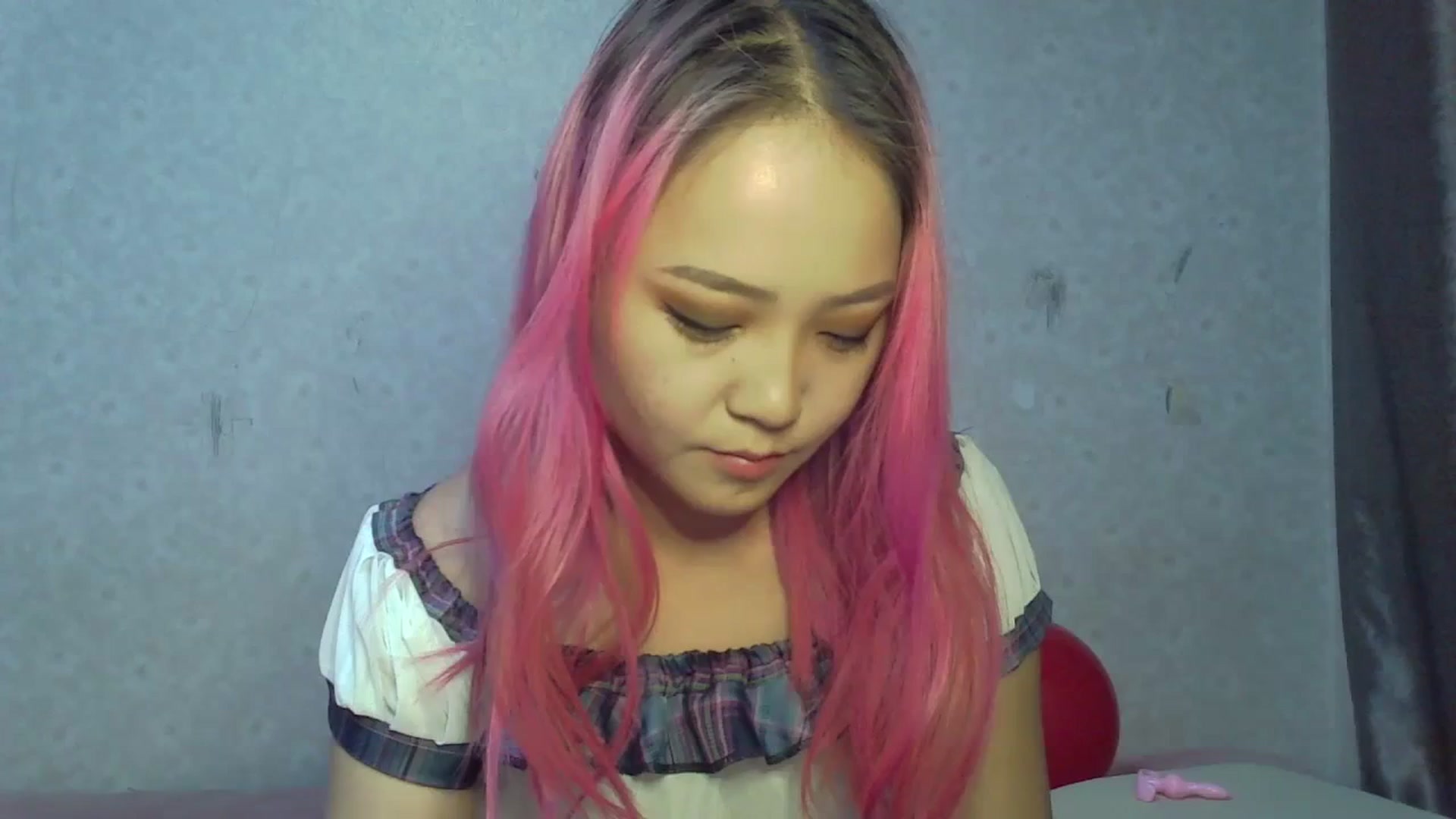 Gallery image thumbnail from SchoolBby's myfreecams stream on, 10/16/2023, 12:35 image 1 of 20
