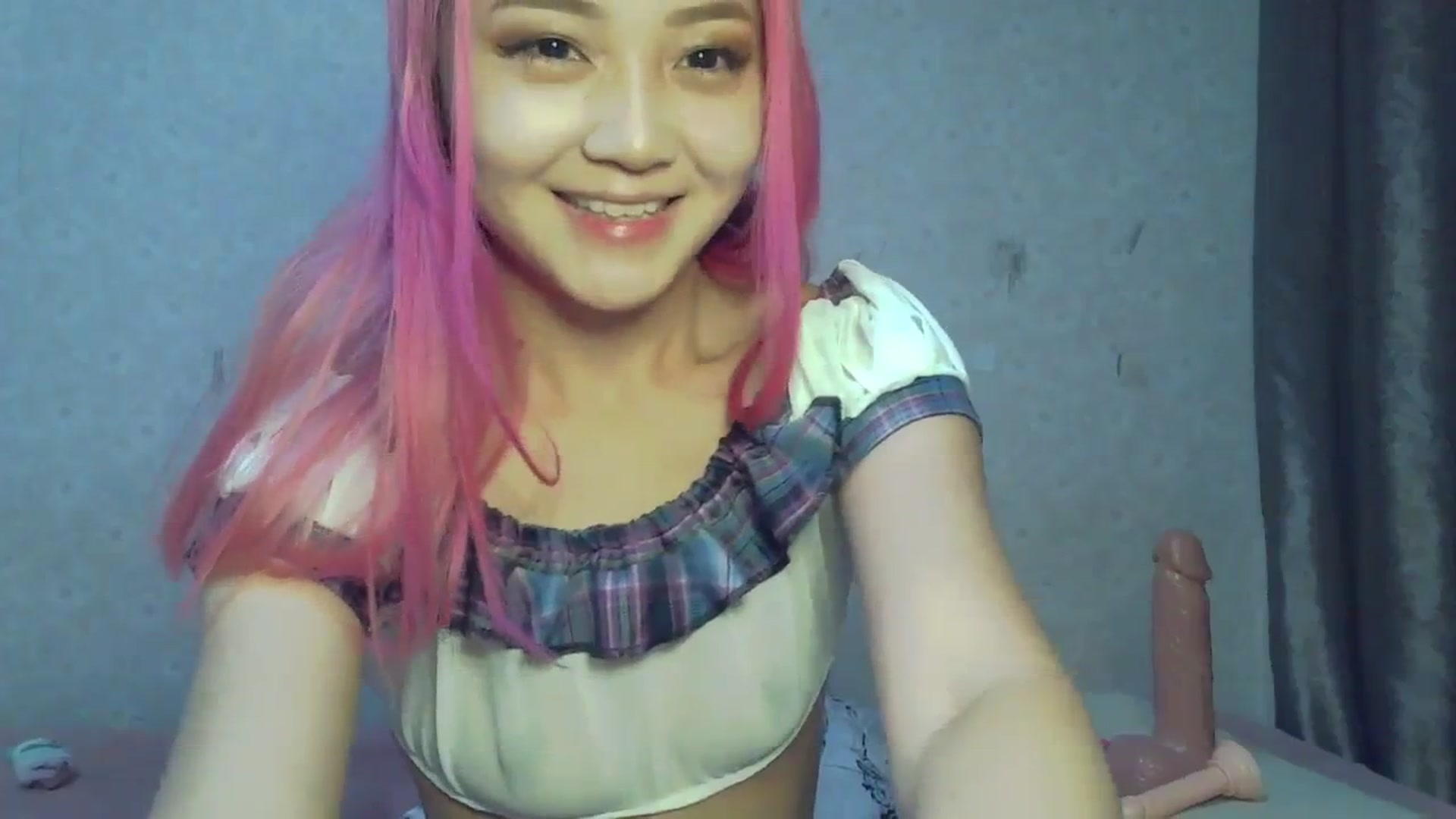 Gallery image thumbnail from SchoolBby's myfreecams stream on, 10/18/2023, 14:17 image 2 of 20