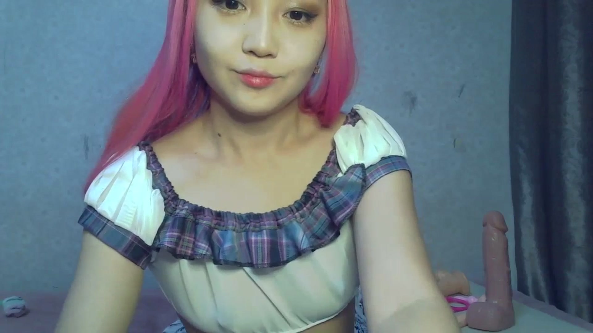 Gallery image thumbnail from SchoolBby's myfreecams stream on, 10/18/2023, 14:17 image 8 of 20