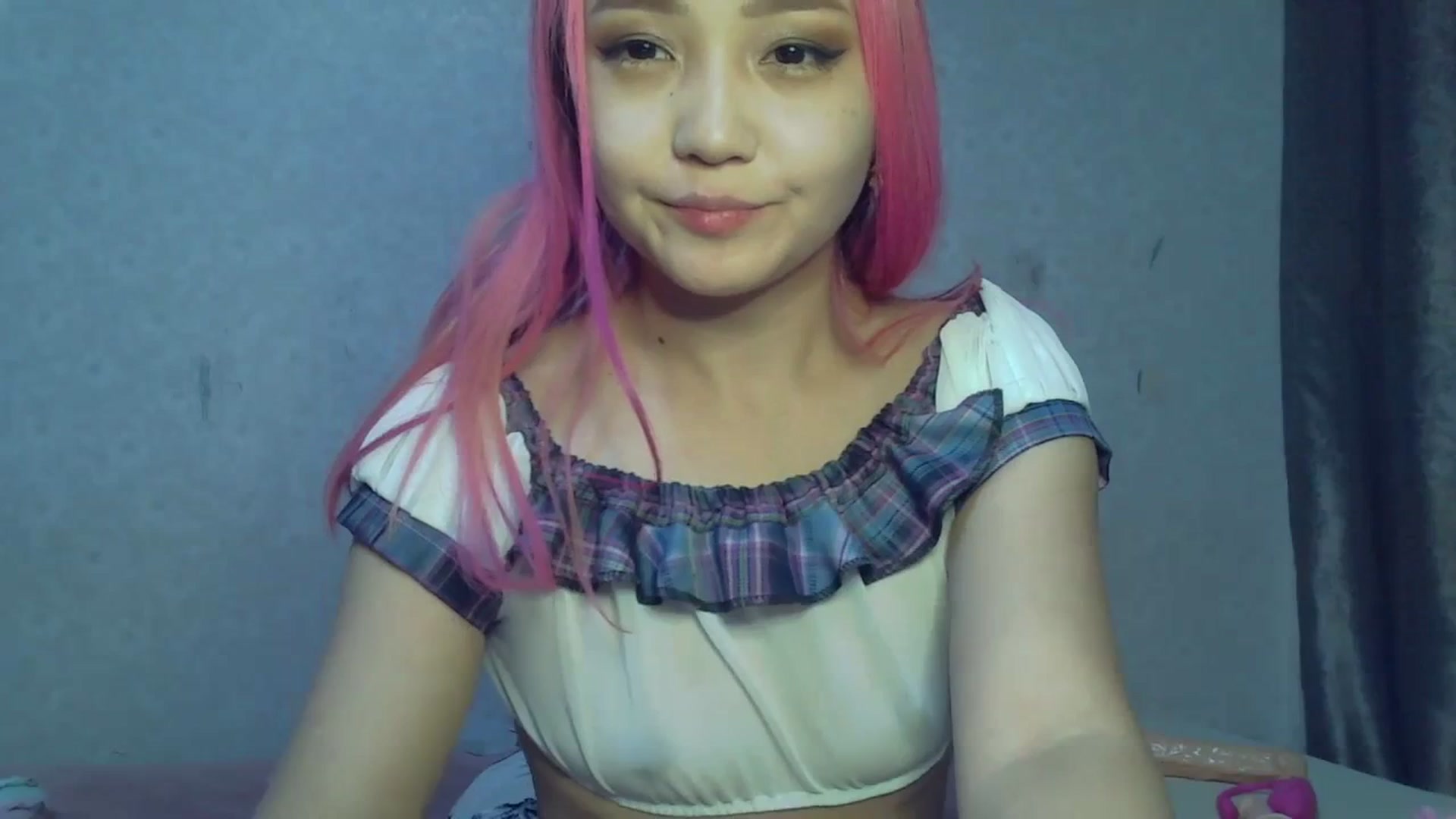 Gallery image thumbnail from SchoolBby's myfreecams stream on, 10/18/2023, 15:30 image 11 of 20