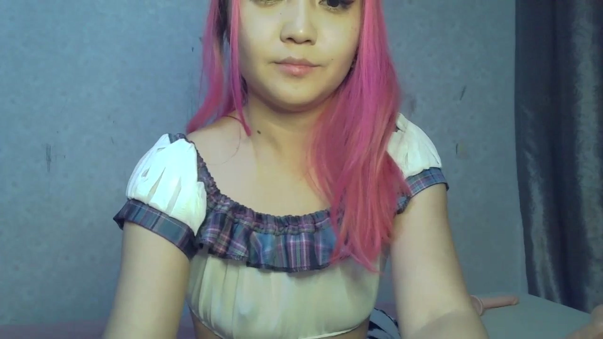 Gallery image thumbnail from SchoolBby's myfreecams stream on, 10/18/2023, 17:20 image 16 of 20