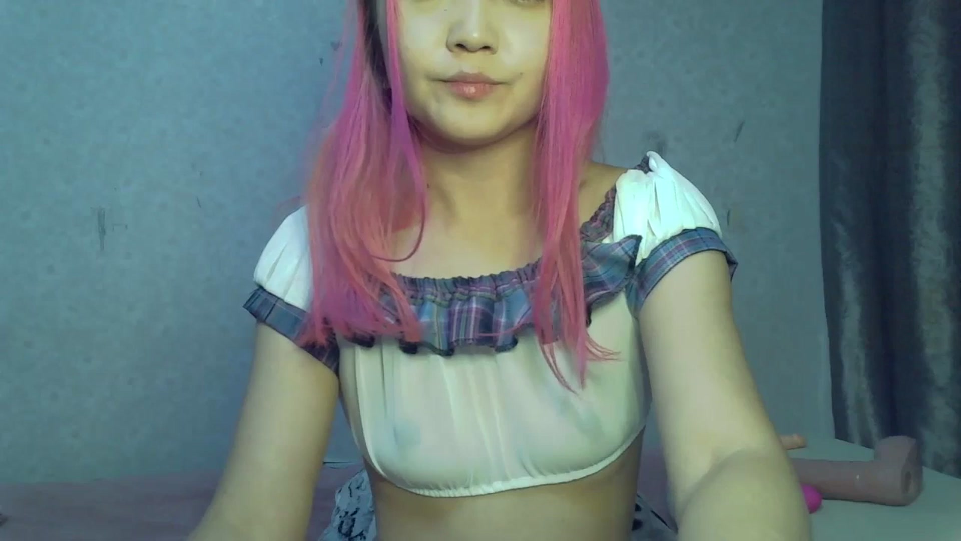 Gallery image thumbnail from SchoolBby's myfreecams stream on, 10/18/2023, 17:20 image 13 of 20