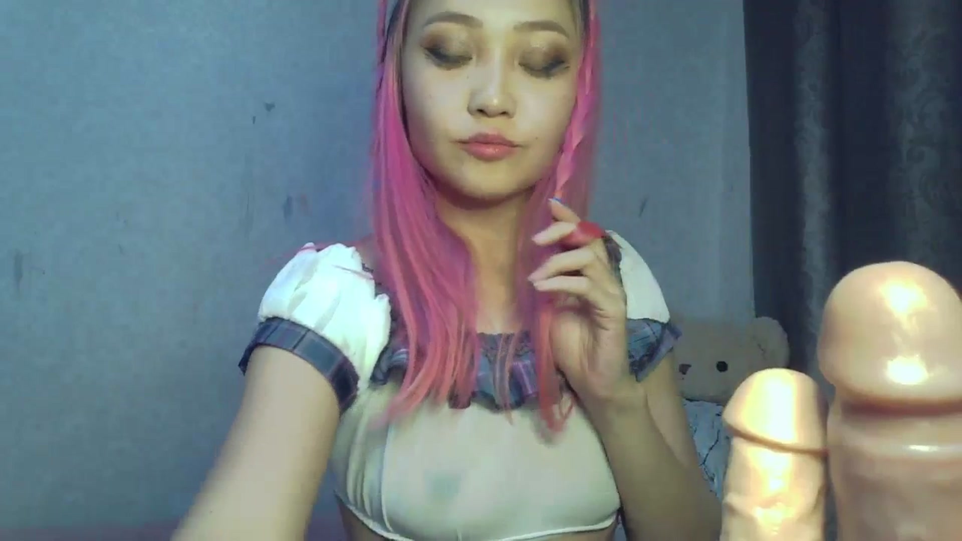 Gallery image thumbnail from SchoolBby's myfreecams stream on, 10/22/2023, 18:17 image 4 of 20