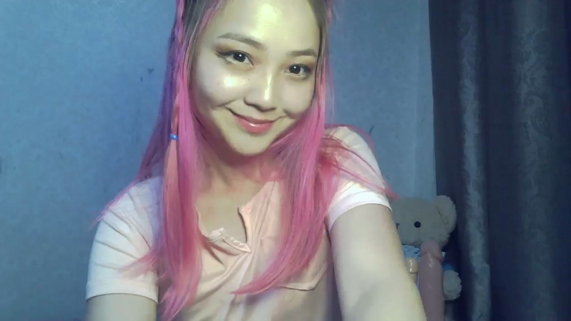Gallery image thumbnail from SchoolBby's myfreecams stream on, 10/22/2023, 18:17 image 10 of 20