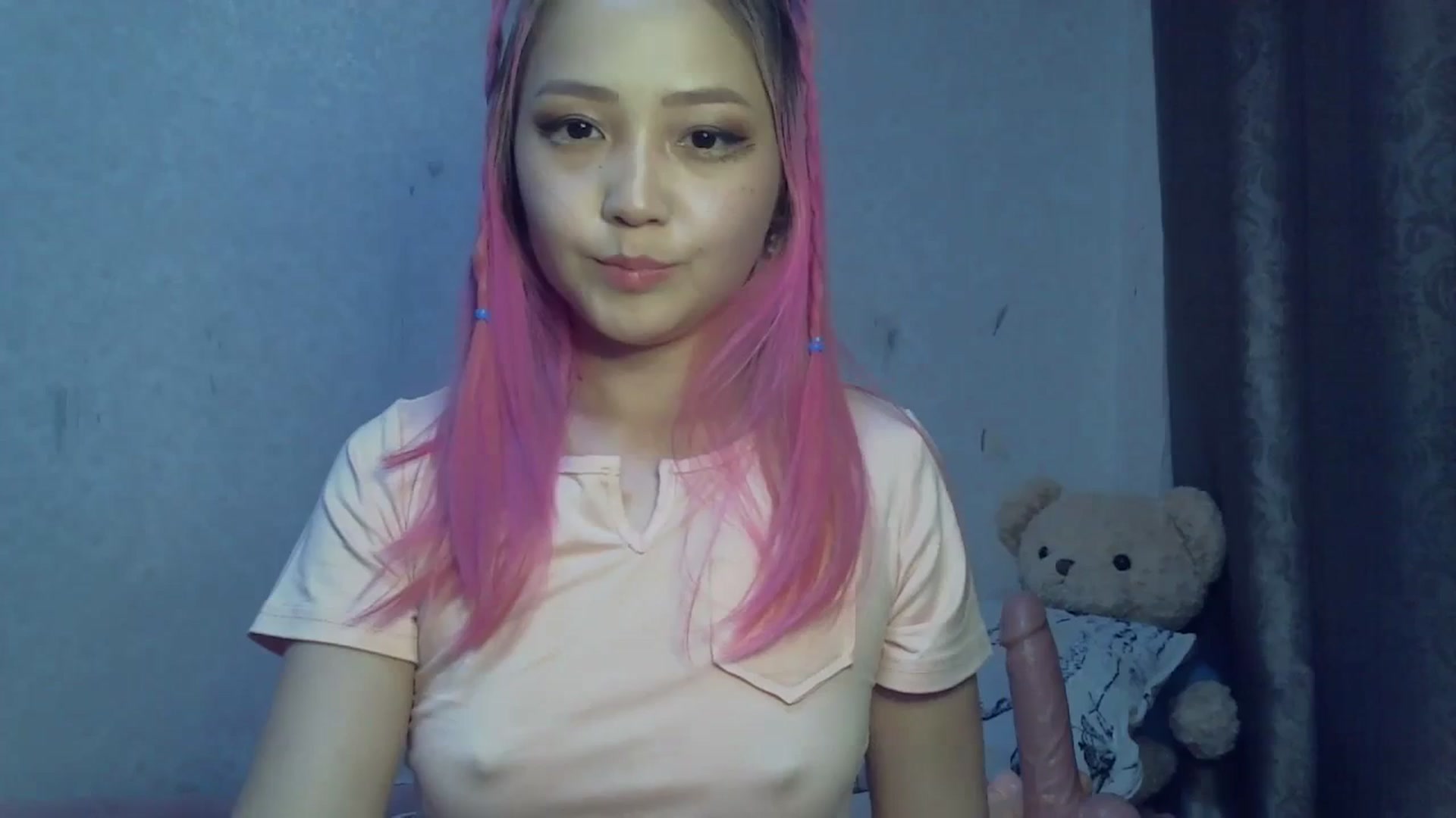 Gallery image thumbnail from SchoolBby's myfreecams stream on, 10/22/2023, 18:17 image 13 of 20