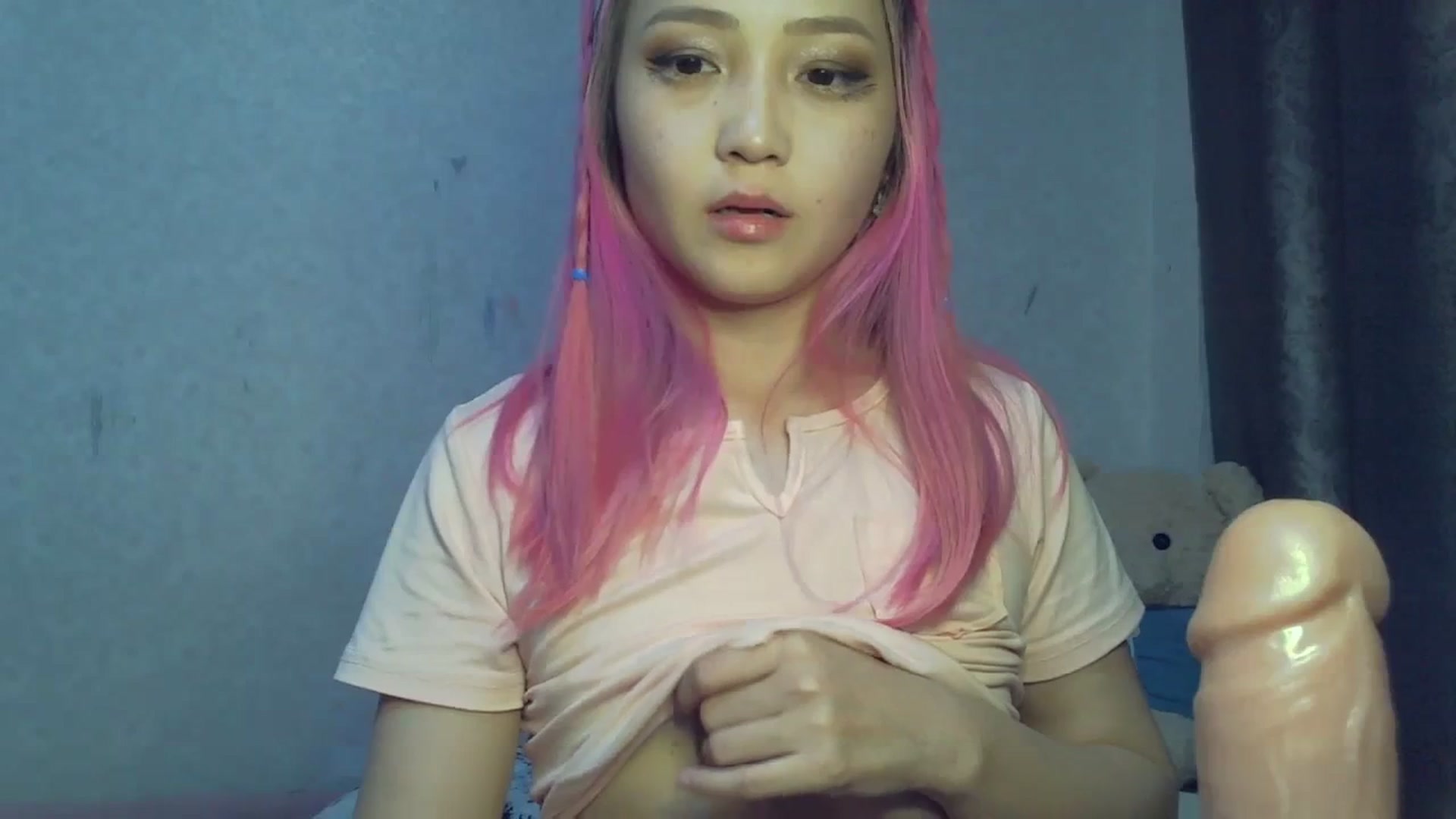 Gallery image thumbnail from SchoolBby's myfreecams stream on, 10/22/2023, 18:17 image 16 of 20