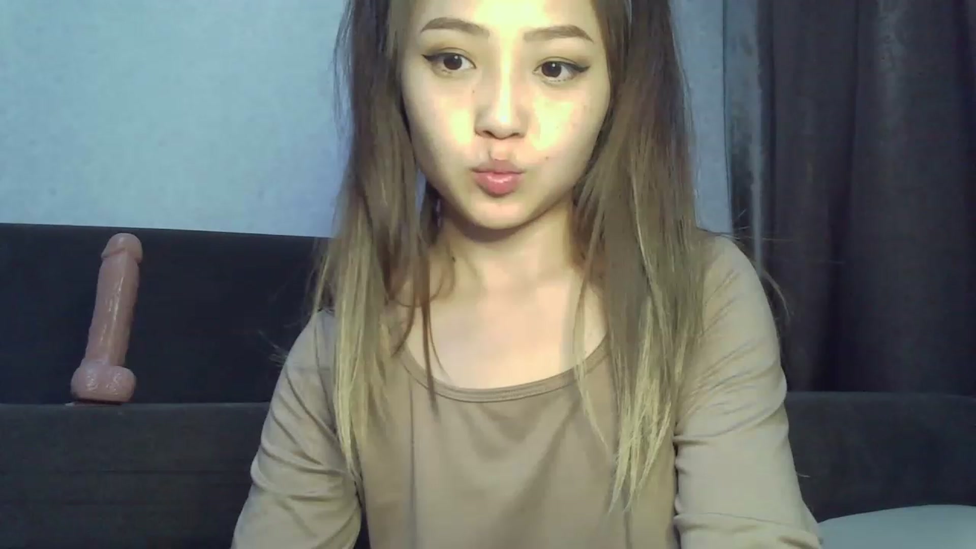 Gallery image thumbnail from SchoolGirl_69's myfreecams stream on, 04/13/2023, 18:51 image 9 of 20