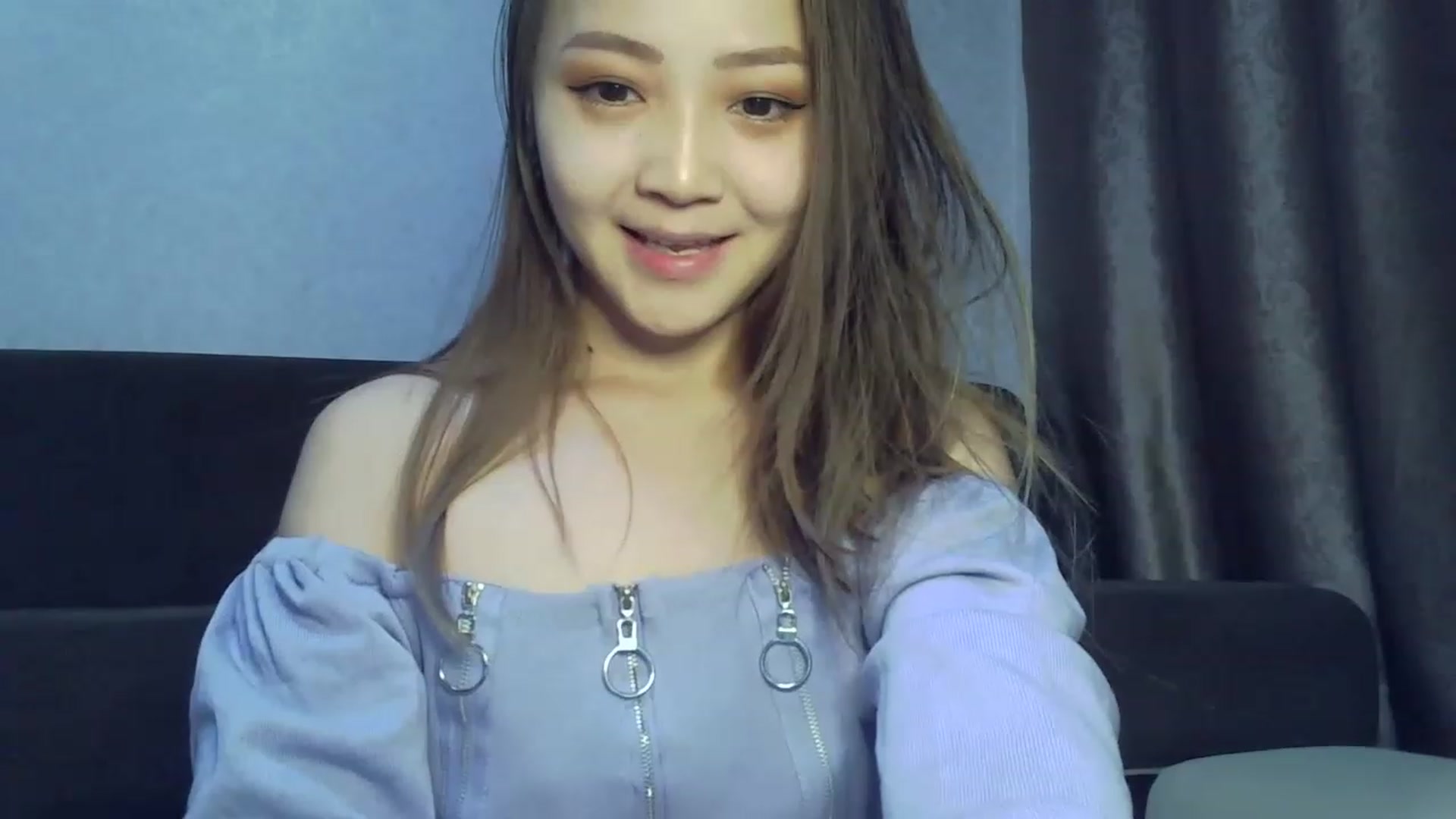 Gallery image thumbnail from SchoolGirl_69's myfreecams stream on, 04/15/2023, 17:02 image 10 of 20