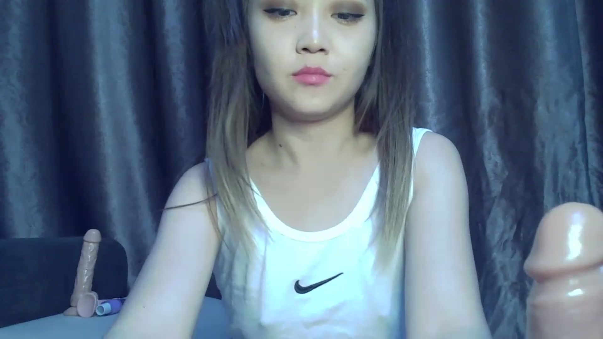 Gallery image thumbnail from SchoolGirl_69's myfreecams stream on, 04/21/2023, 14:29 image 18 of 20