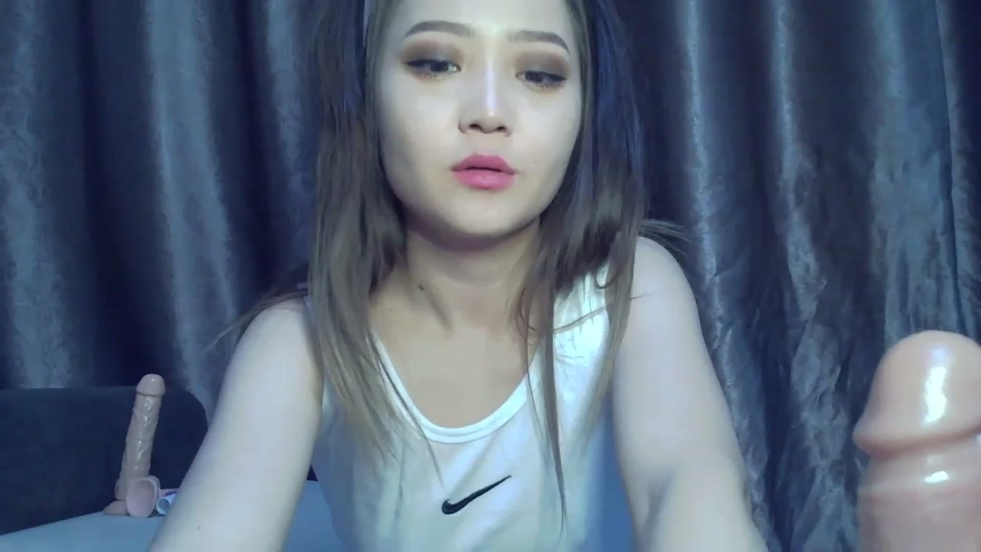 Gallery image thumbnail from SchoolGirl_69's myfreecams stream on, 04/21/2023, 14:29 image 19 of 20