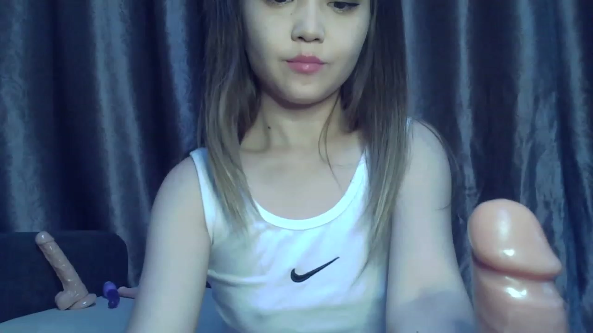 Gallery image thumbnail from SchoolGirl_69's myfreecams stream on, 04/21/2023, 15:20 image 5 of 20