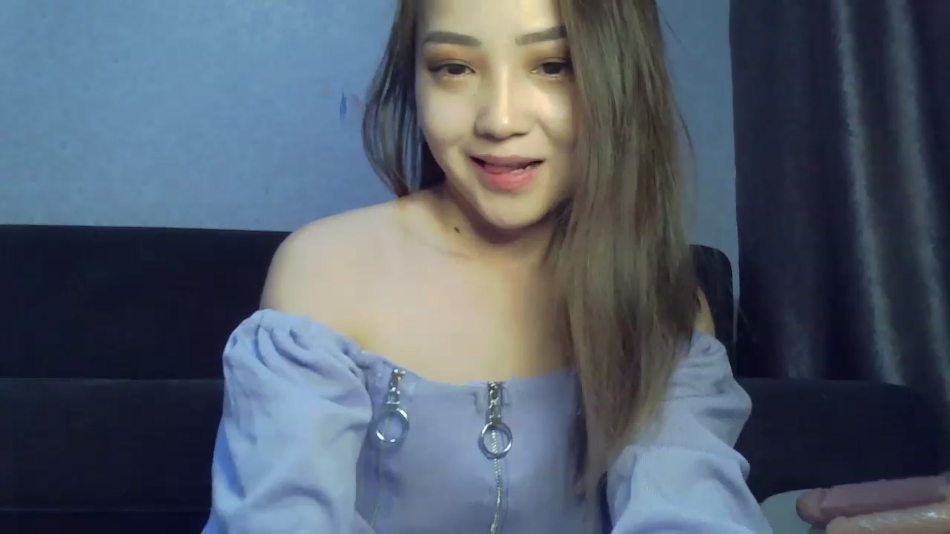 Gallery image thumbnail from SchoolGirl_69's myfreecams stream on, 04/23/2023, 12:08 image 11 of 20