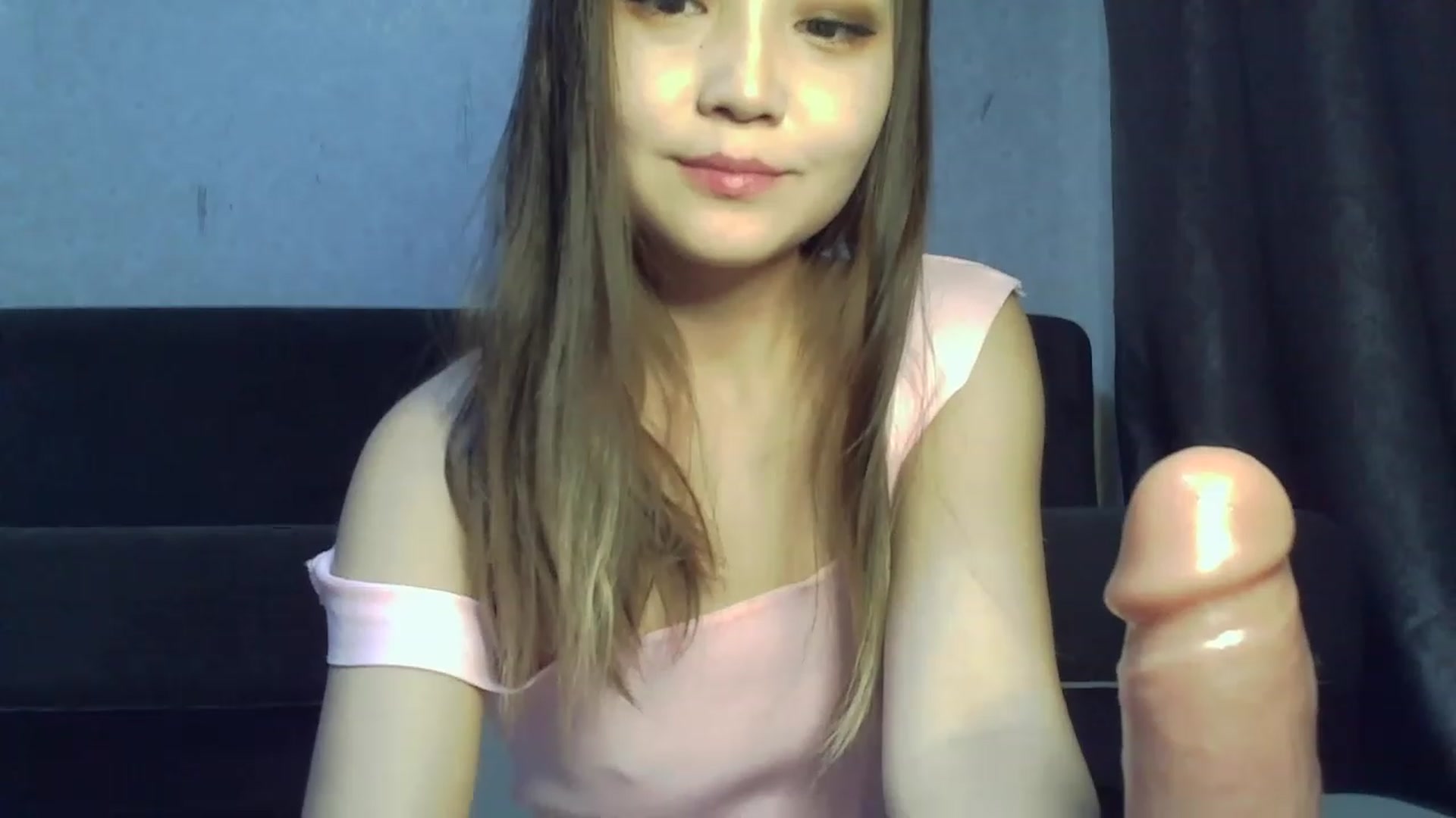 Gallery image thumbnail from SchoolGirl_69's myfreecams stream on, 04/30/2023, 11:08 image 3 of 20