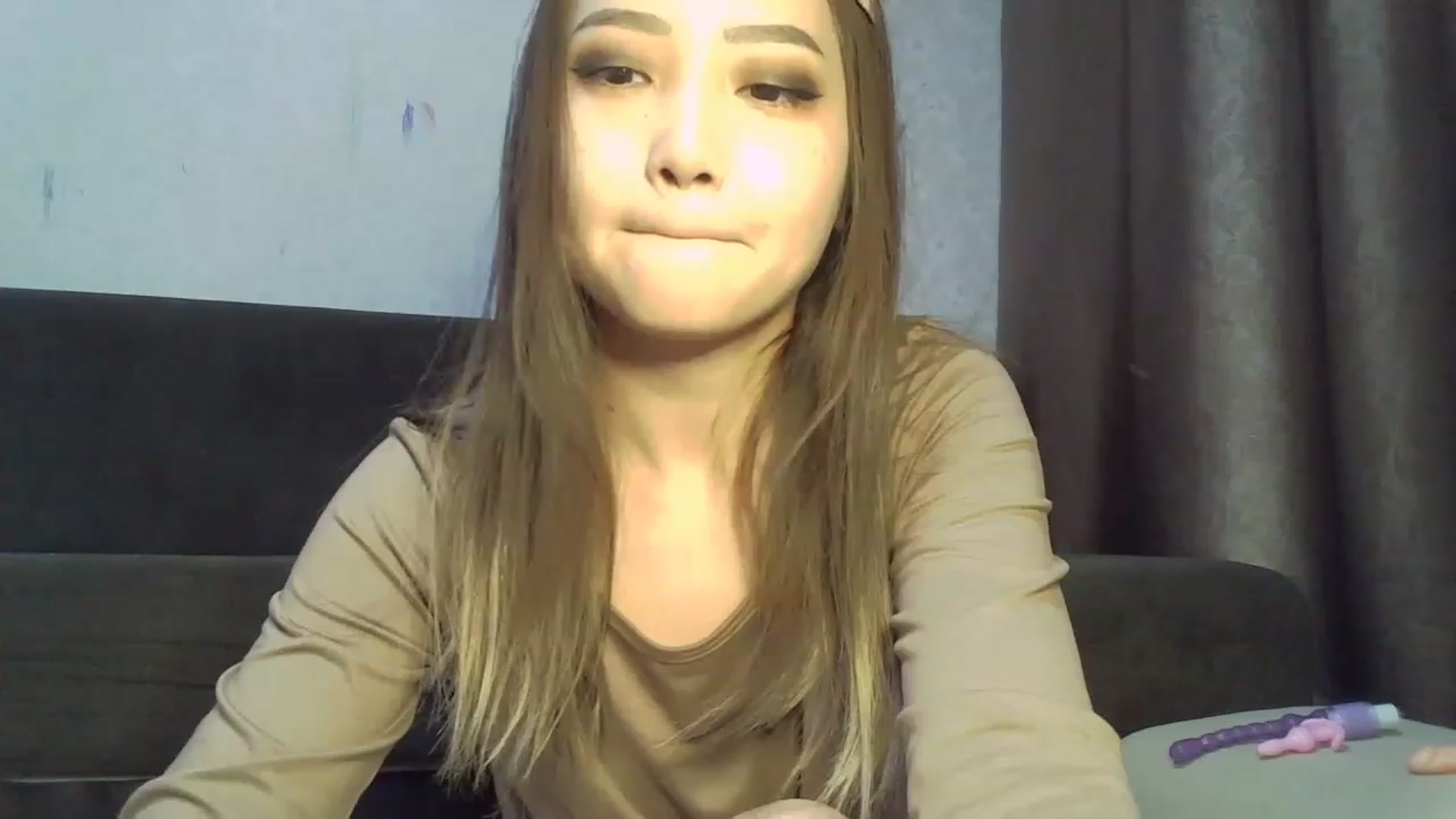 Gallery image thumbnail from SchoolGirl_69's myfreecams stream on, 05/01/2023, 12:54 image 20 of 20