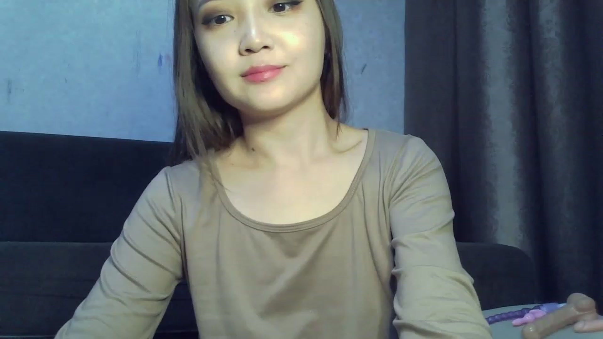 Gallery image thumbnail from SchoolGirl_69's myfreecams stream on, 05/01/2023, 12:54 image 11 of 20