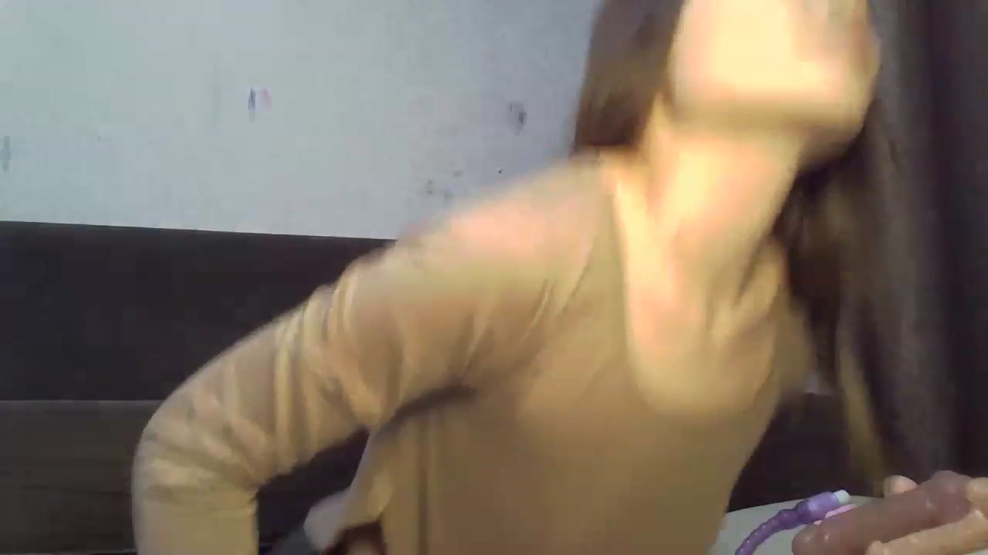 Gallery image thumbnail from SchoolGirl_69's myfreecams stream on, 05/01/2023, 16:07 image 19 of 20