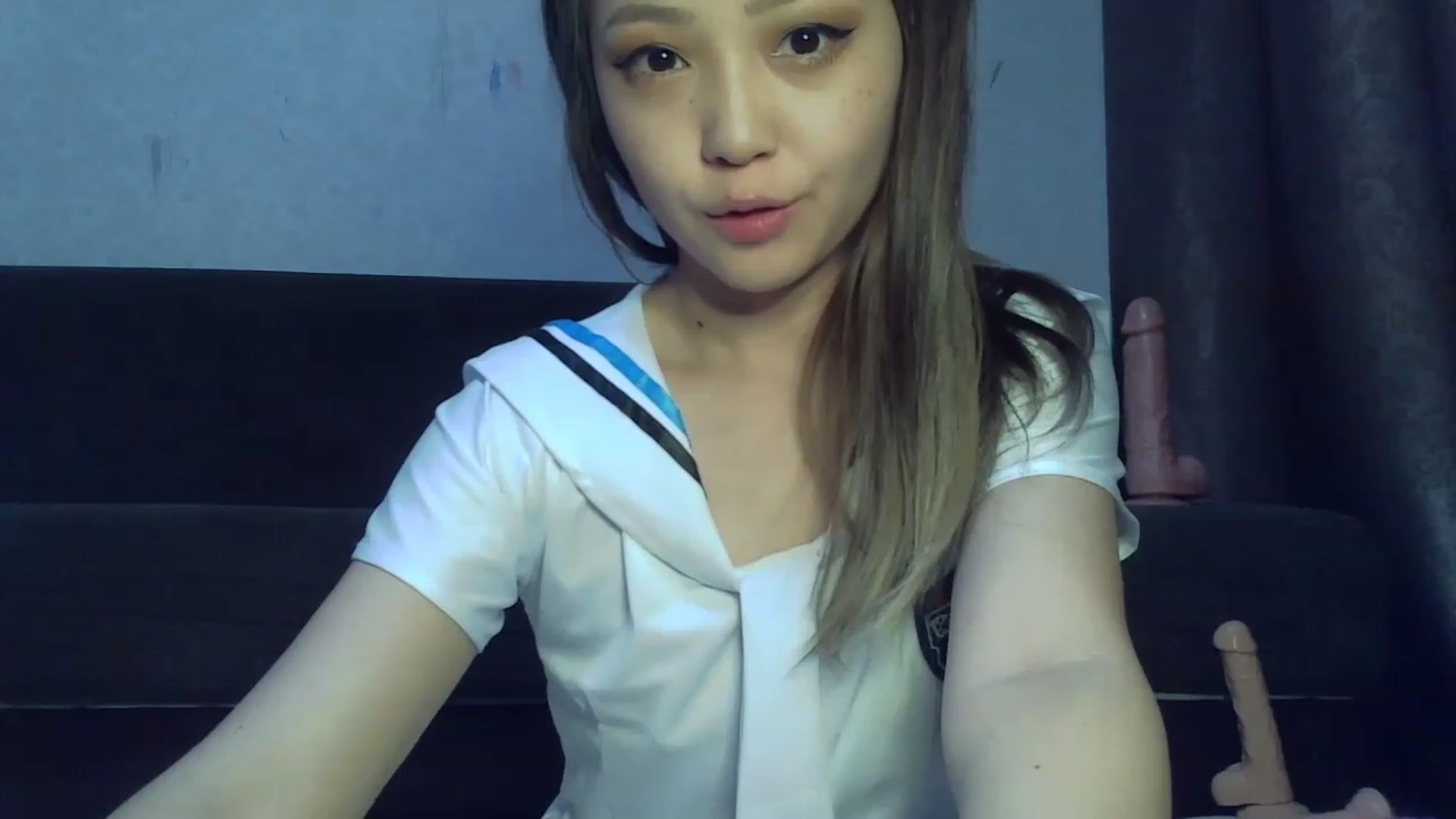 Gallery image thumbnail from SchoolGirl_69's myfreecams stream on, 05/02/2023, 16:05 image 18 of 20