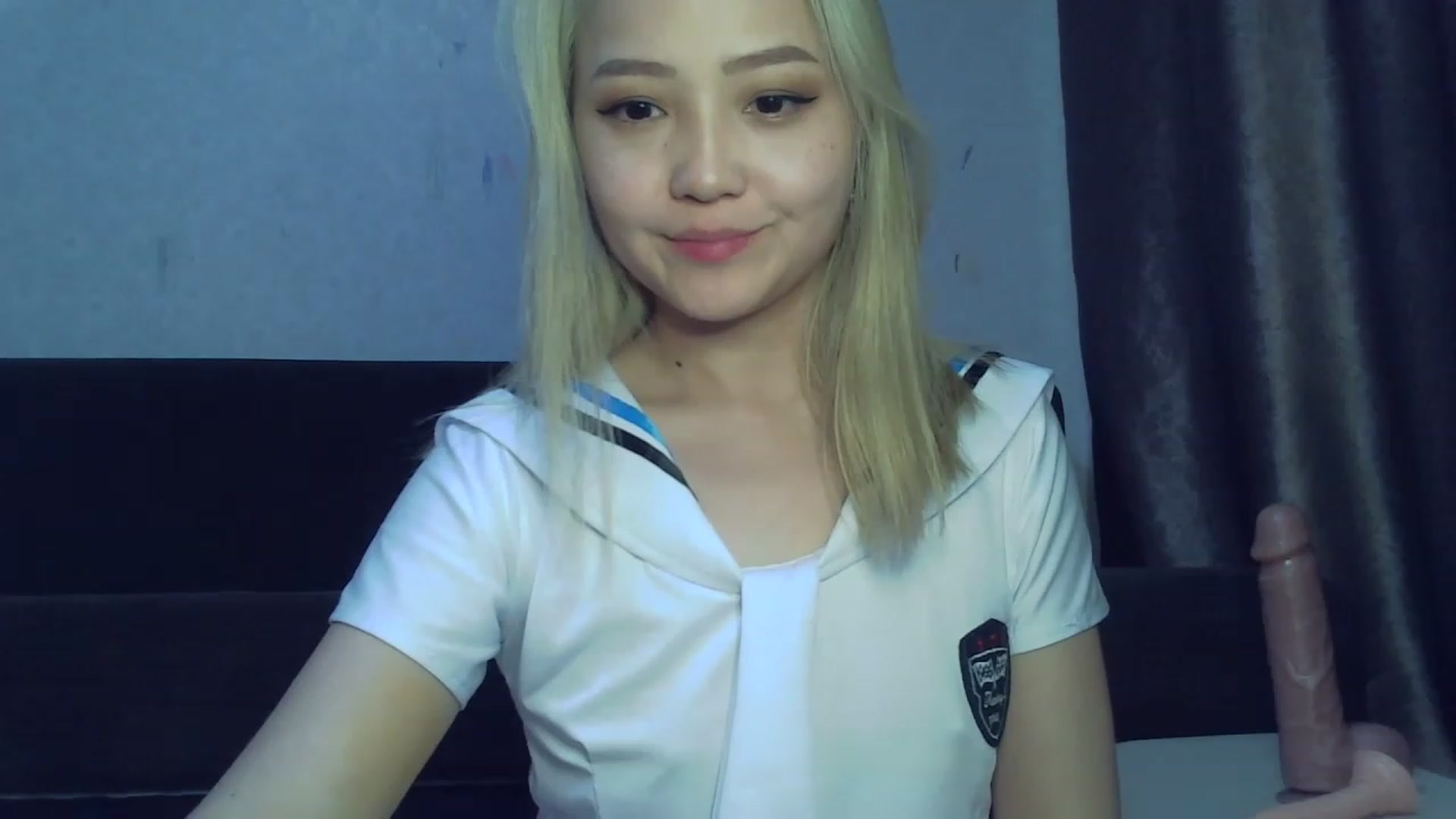 Gallery image thumbnail from SchoolGirl_69's myfreecams stream on, 06/06/2023, 10:14 image 19 of 20
