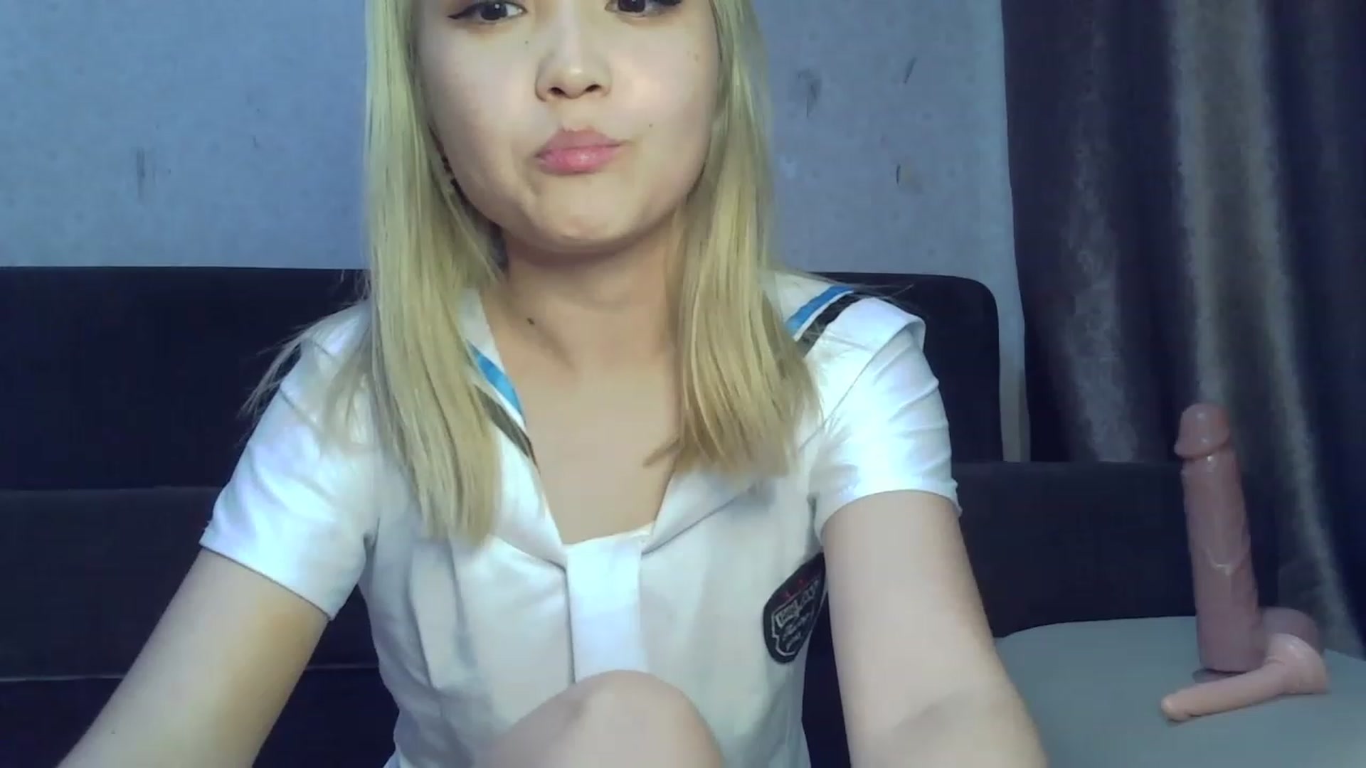 Gallery image thumbnail from SchoolGirl_69's myfreecams stream on, 06/06/2023, 10:14 image 16 of 20