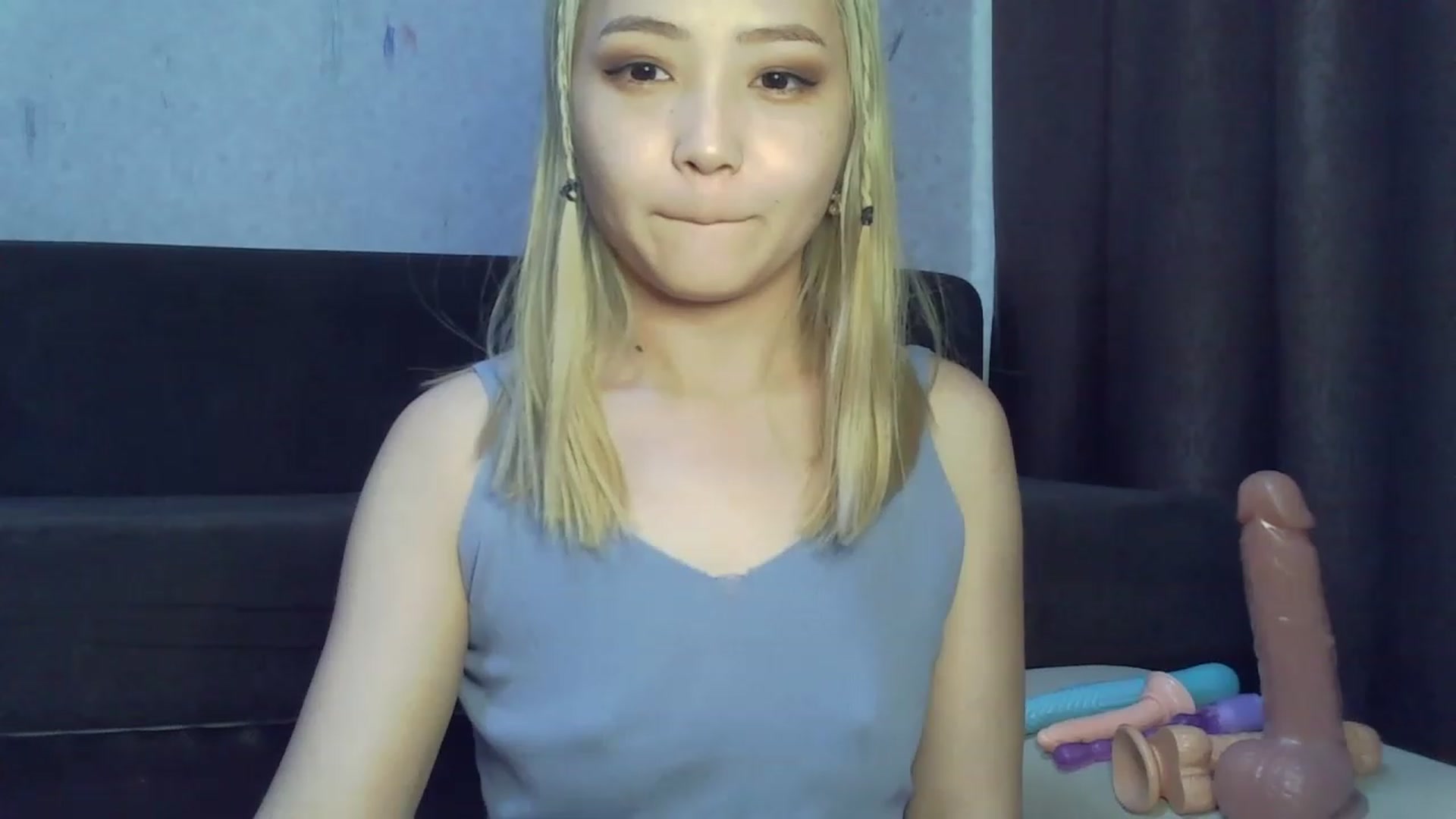 Gallery image thumbnail from SchoolGirl_69's myfreecams stream on, 06/08/2023, 07:32 image 19 of 20