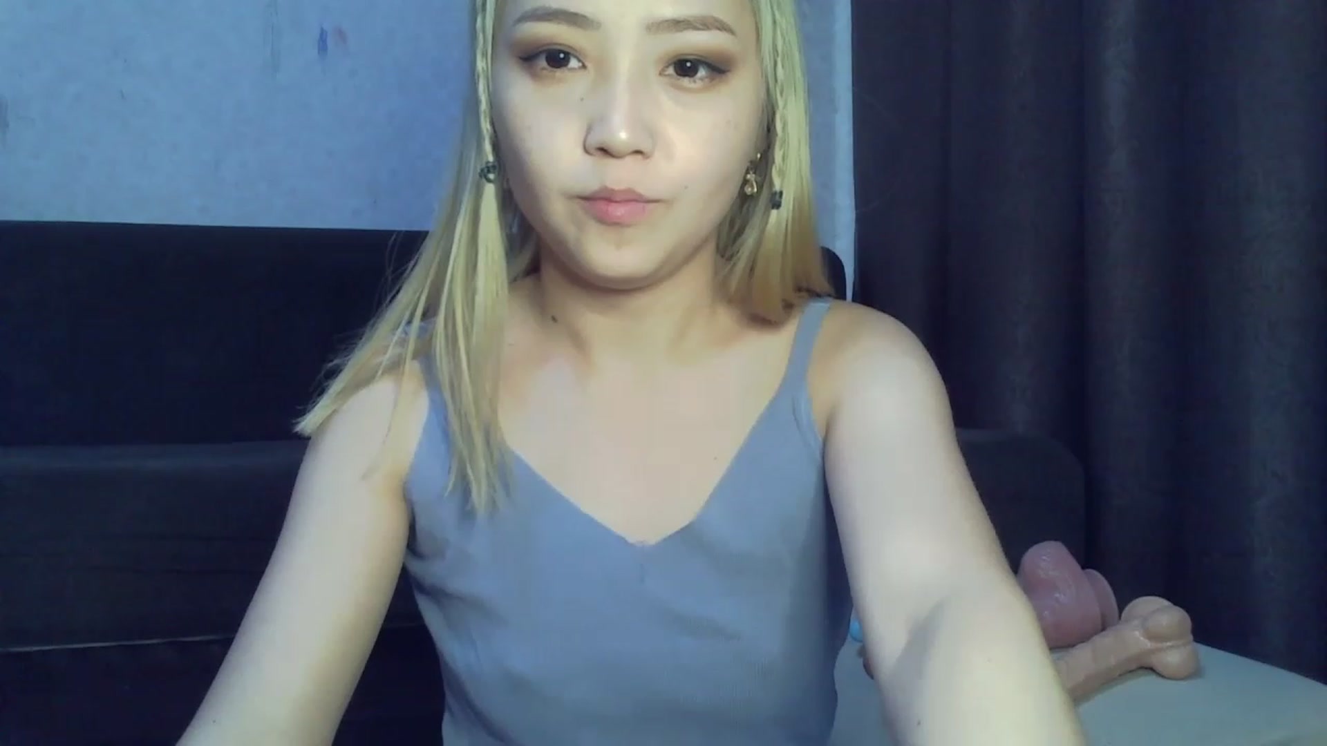 Gallery image thumbnail from SchoolGirl_69's myfreecams stream on, 06/08/2023, 07:32 image 2 of 20